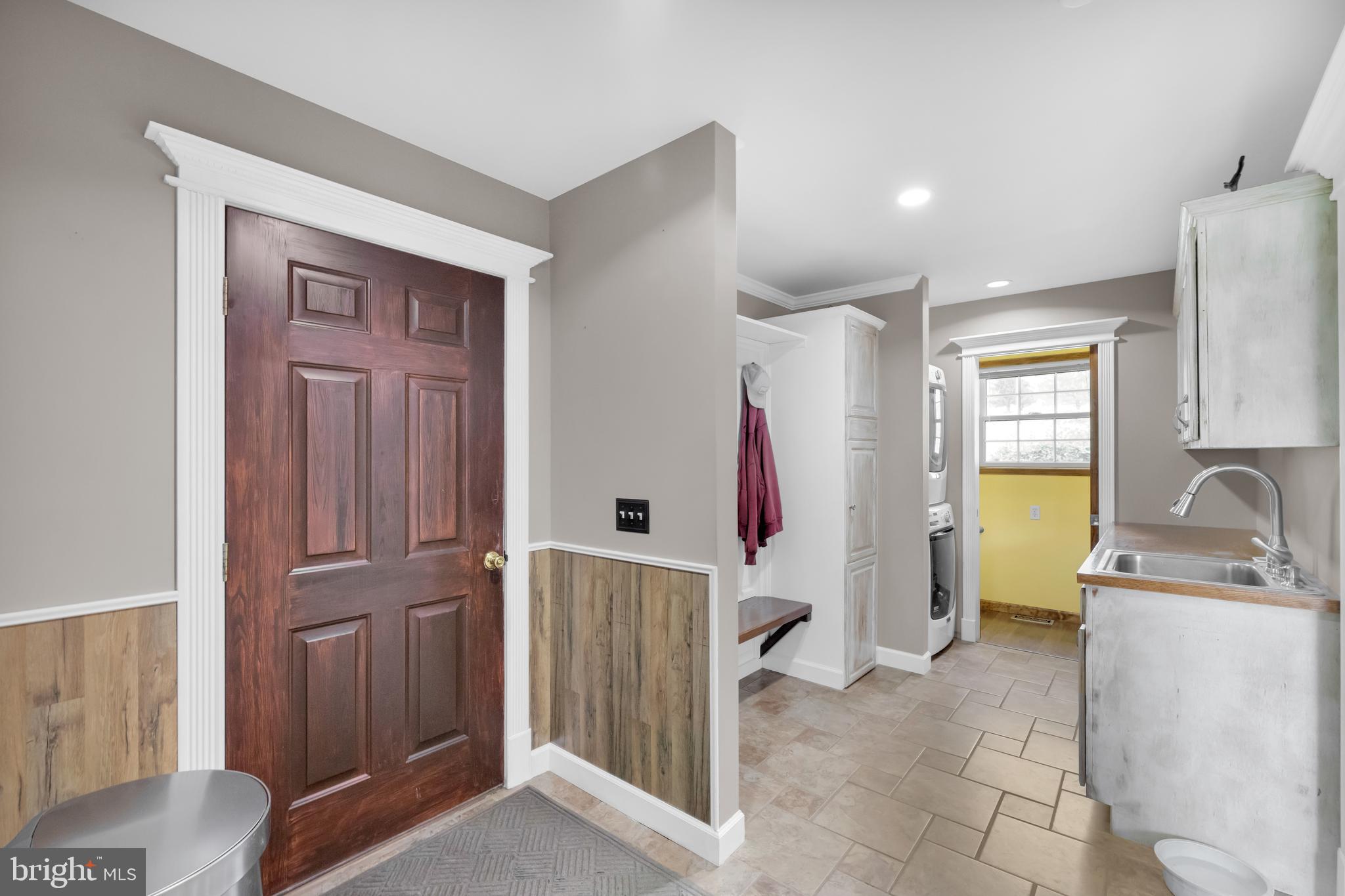 COUNTRY VIEW ESTS - Residential