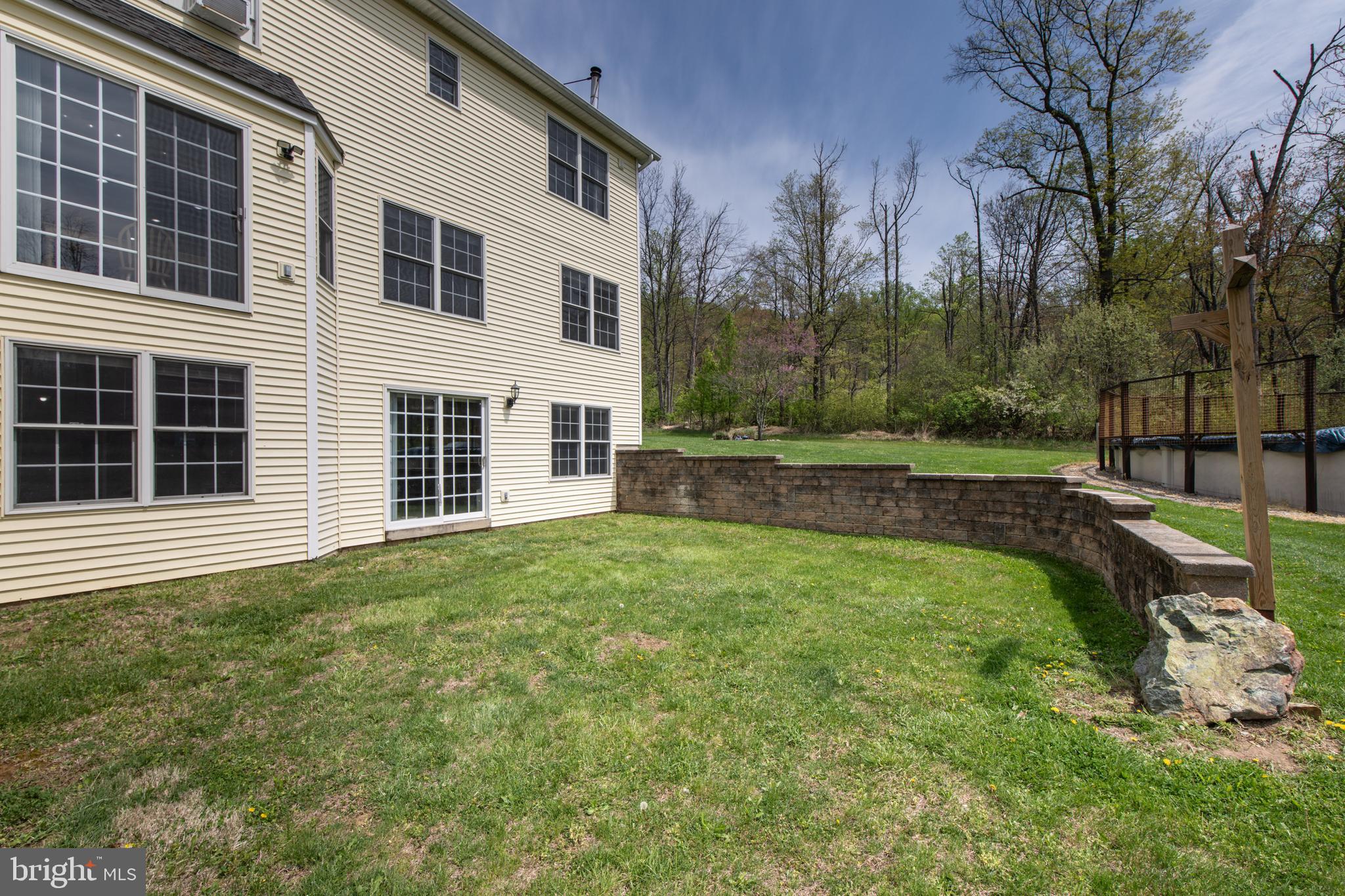 COUNTRY VIEW ESTS - Residential