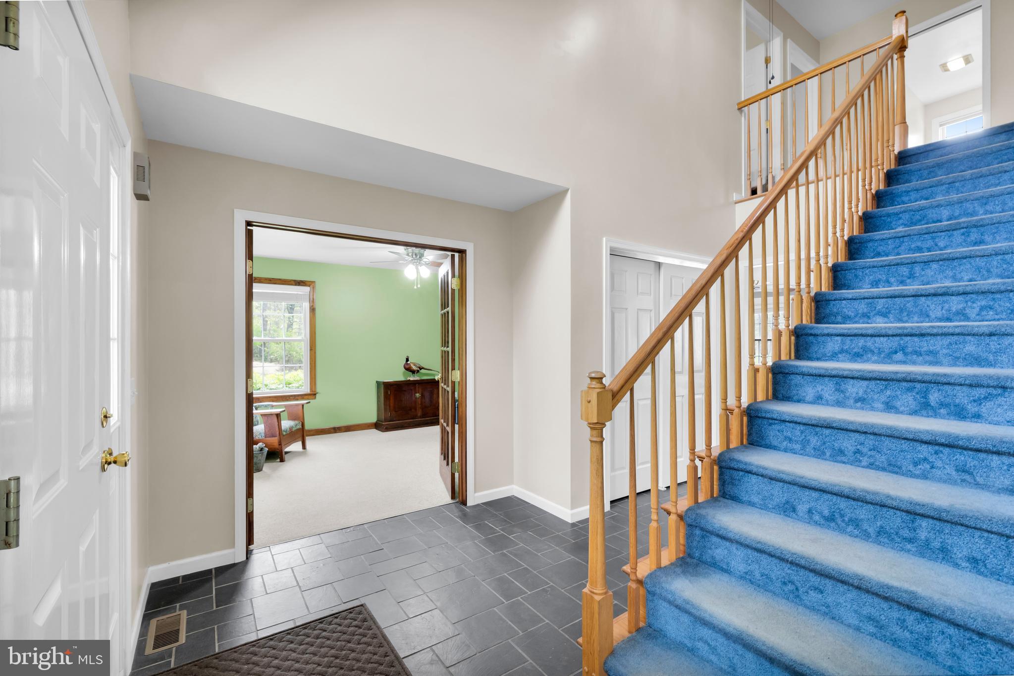 COUNTRY VIEW ESTS - Residential