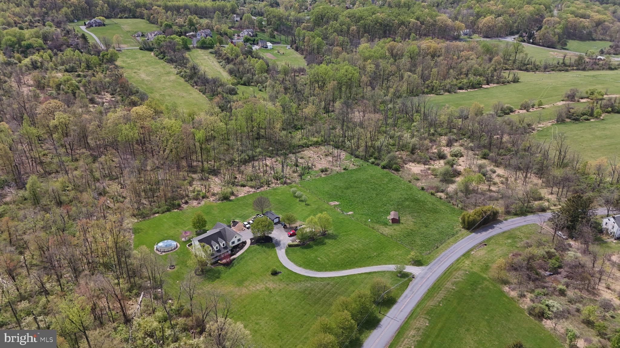 COUNTRY VIEW ESTS - Residential