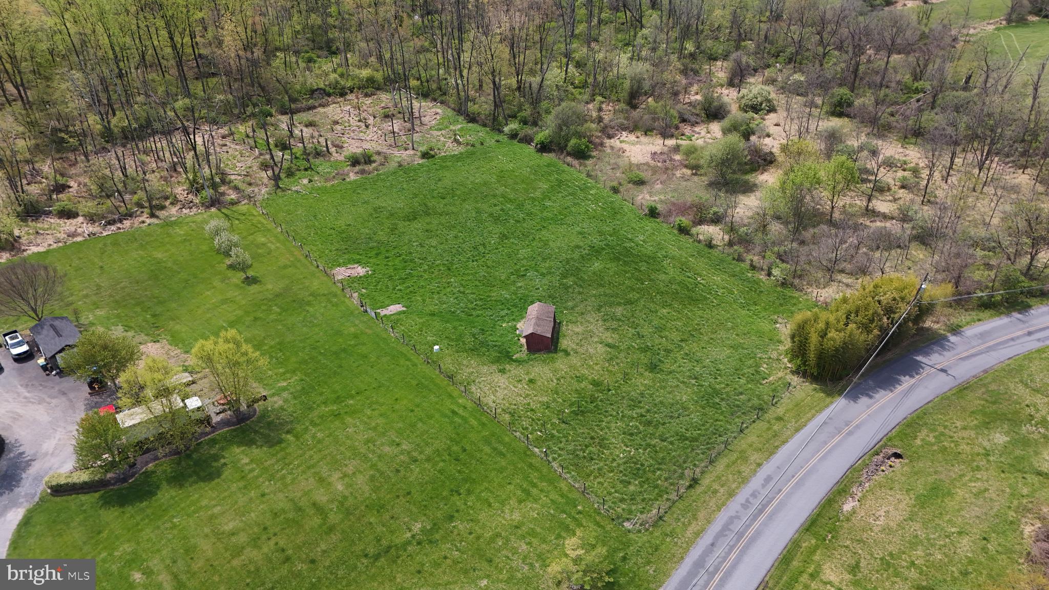 COUNTRY VIEW ESTS - Residential