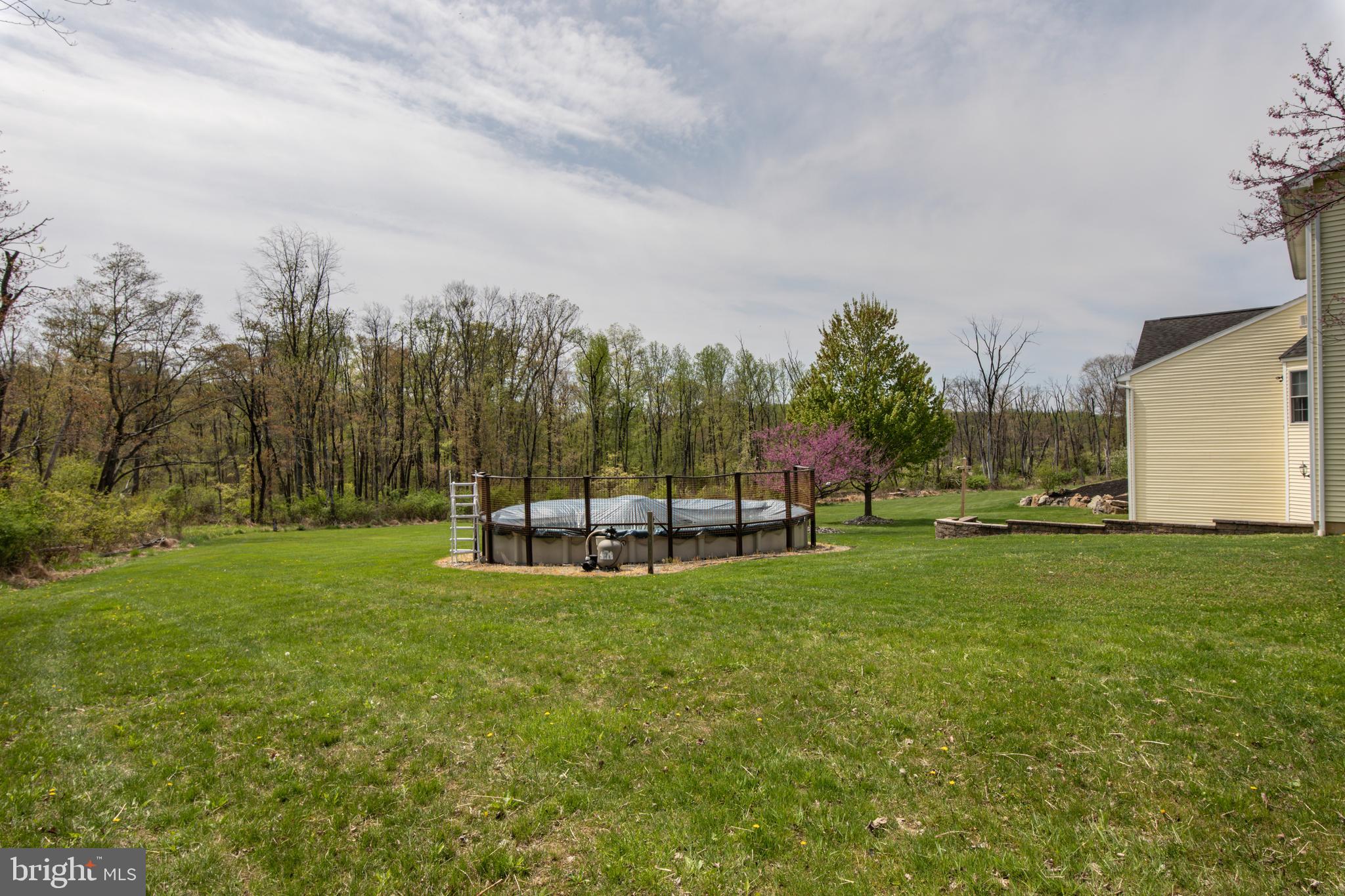 COUNTRY VIEW ESTS - Residential