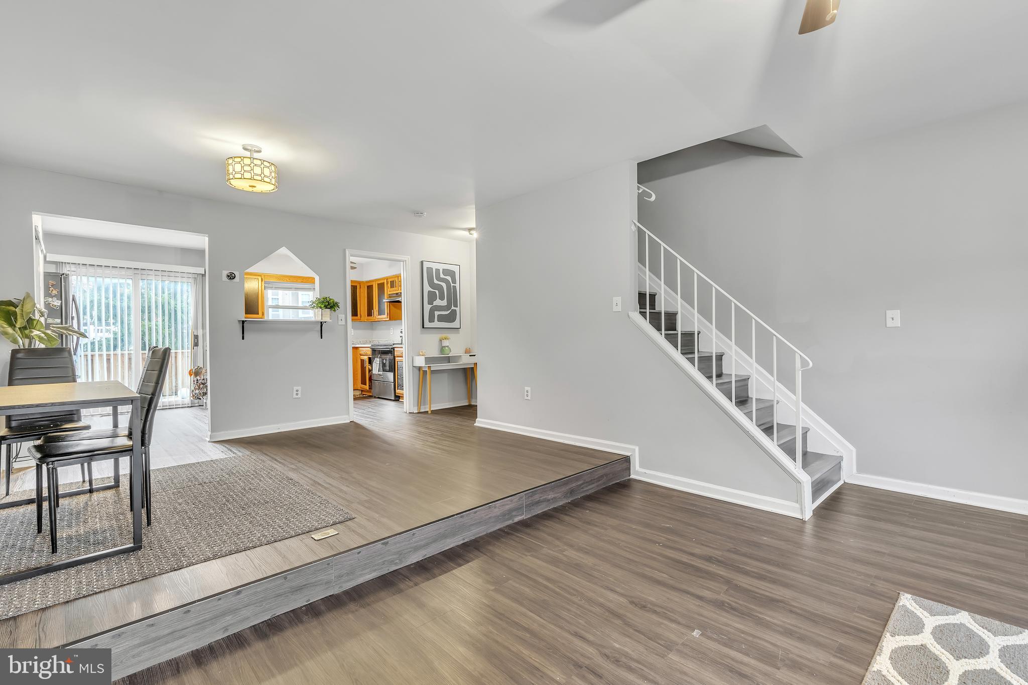 LAUREL LAKES PLAT 2 - Residential