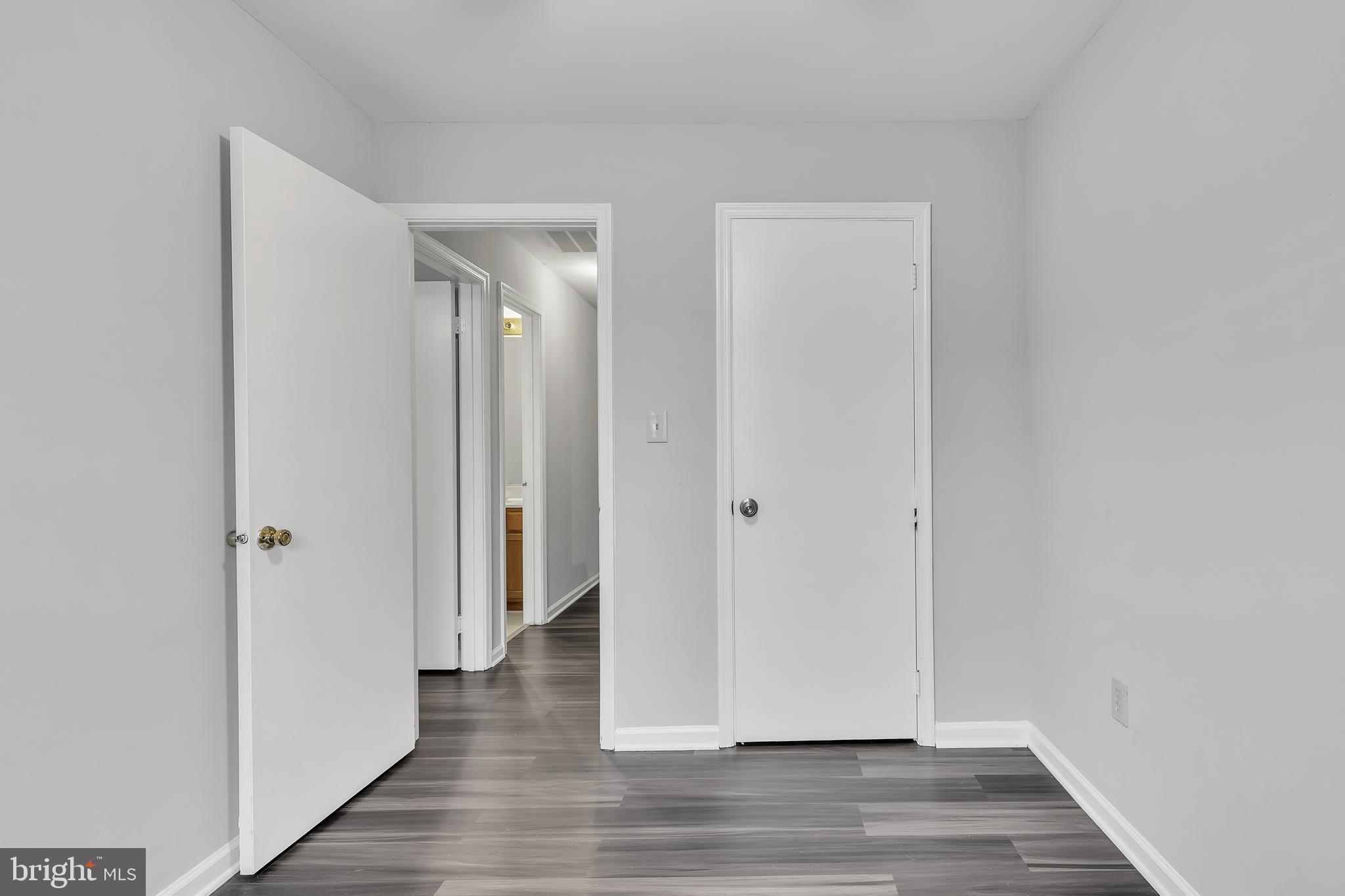 LAUREL LAKES PLAT 2 - Residential