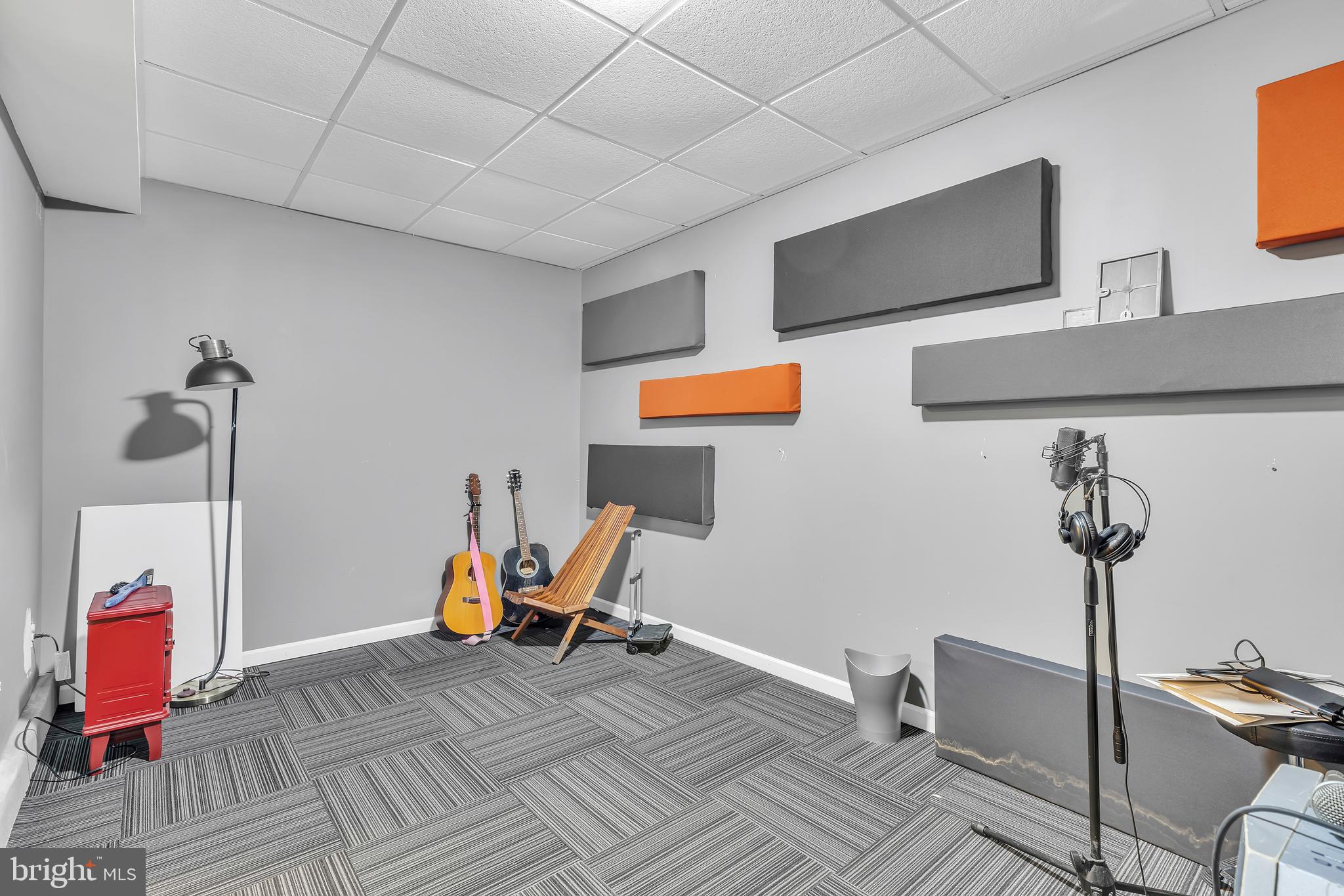 LAUREL LAKES PLAT 2 - Residential