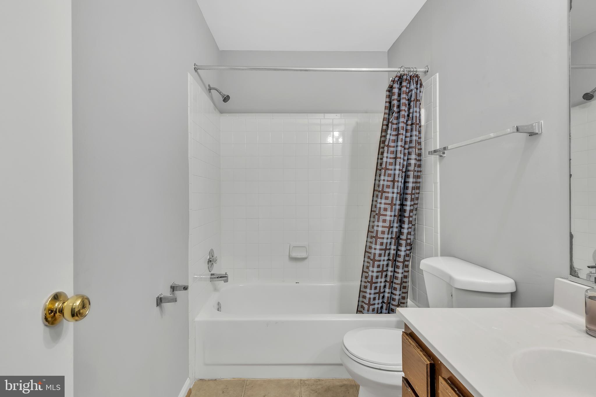 LAUREL LAKES PLAT 2 - Residential