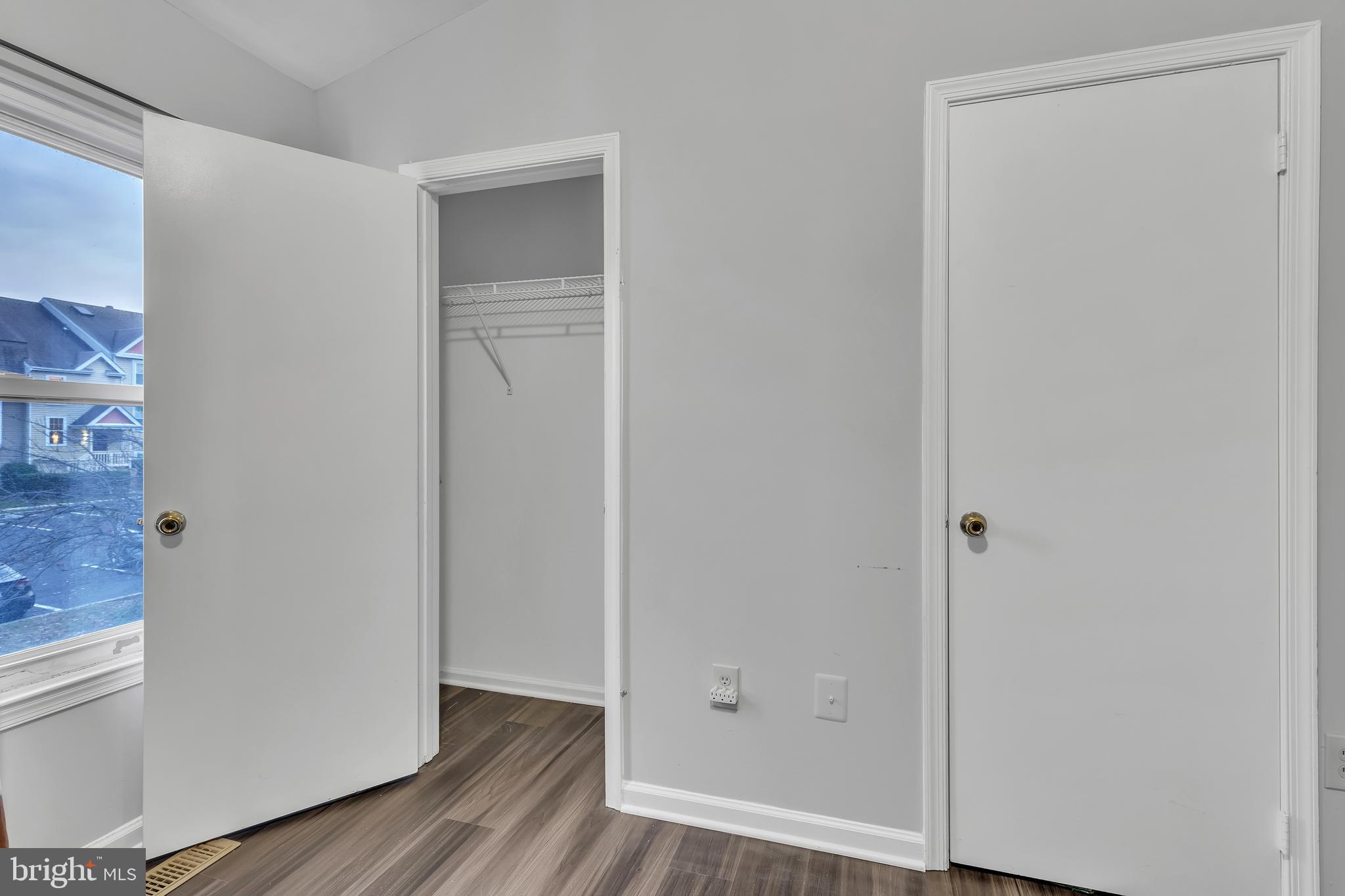 LAUREL LAKES PLAT 2 - Residential