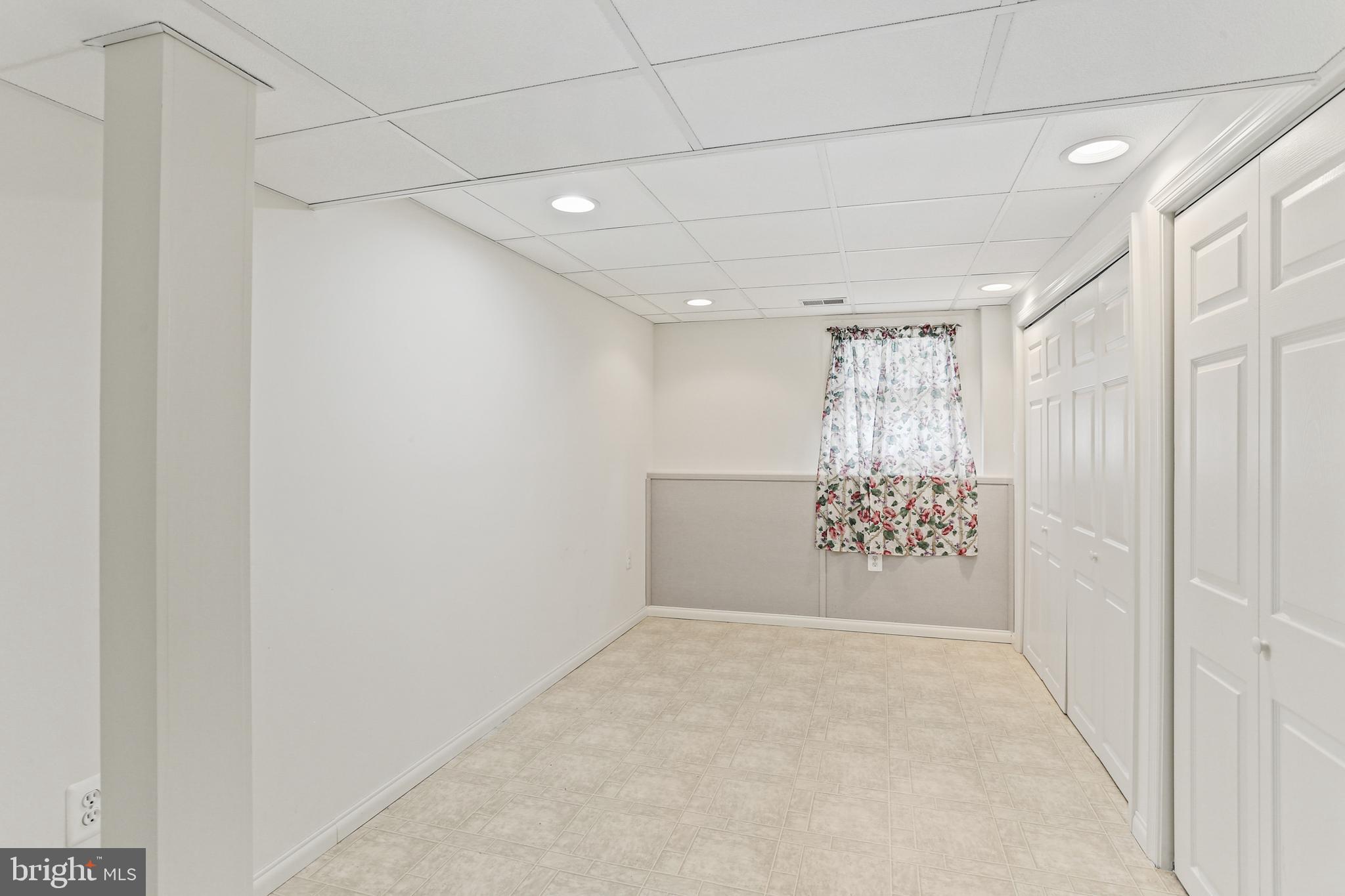 HAMMOND VILLAGE - Residential Lease