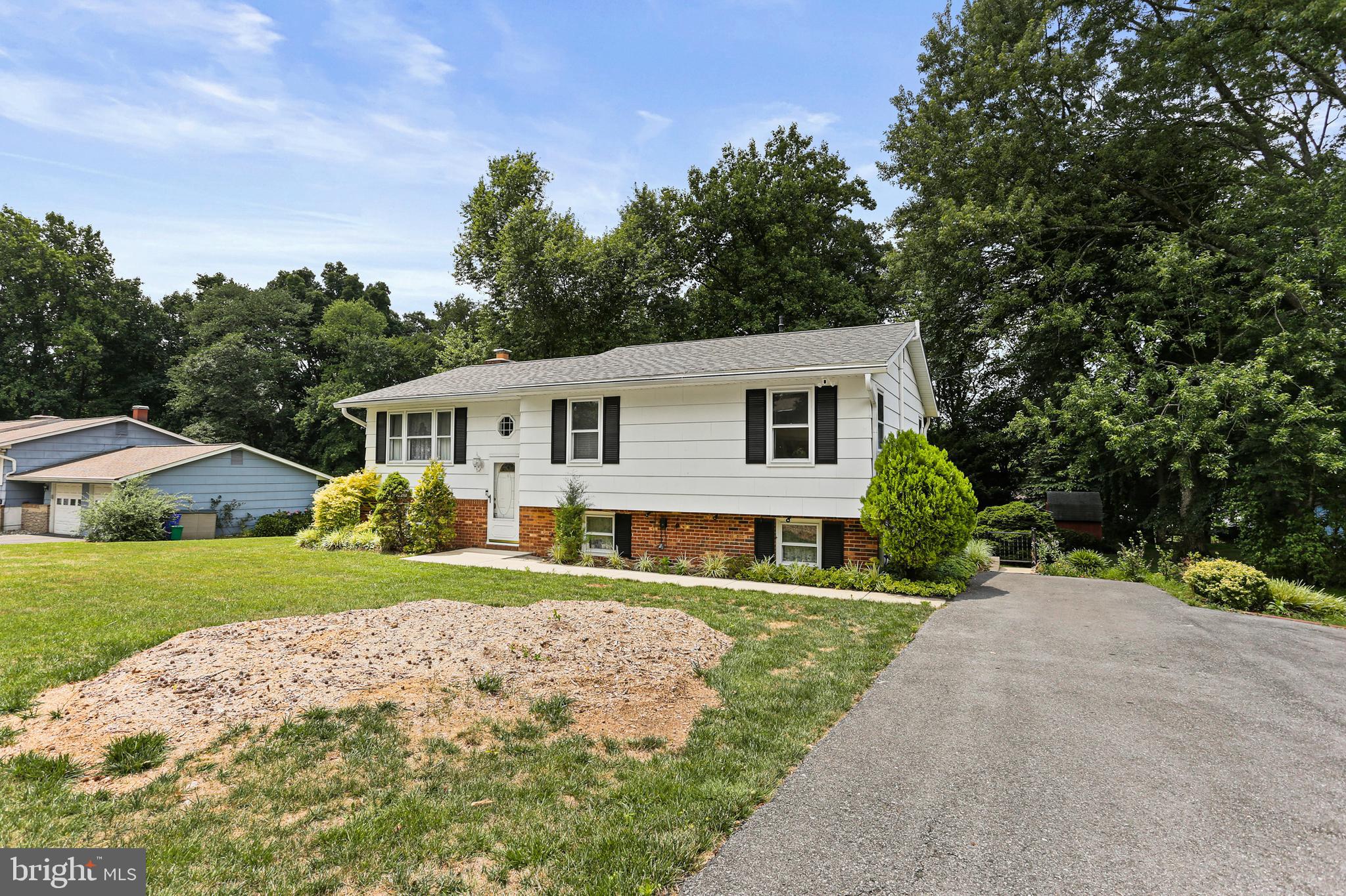 HAMMOND VILLAGE - Residential Lease