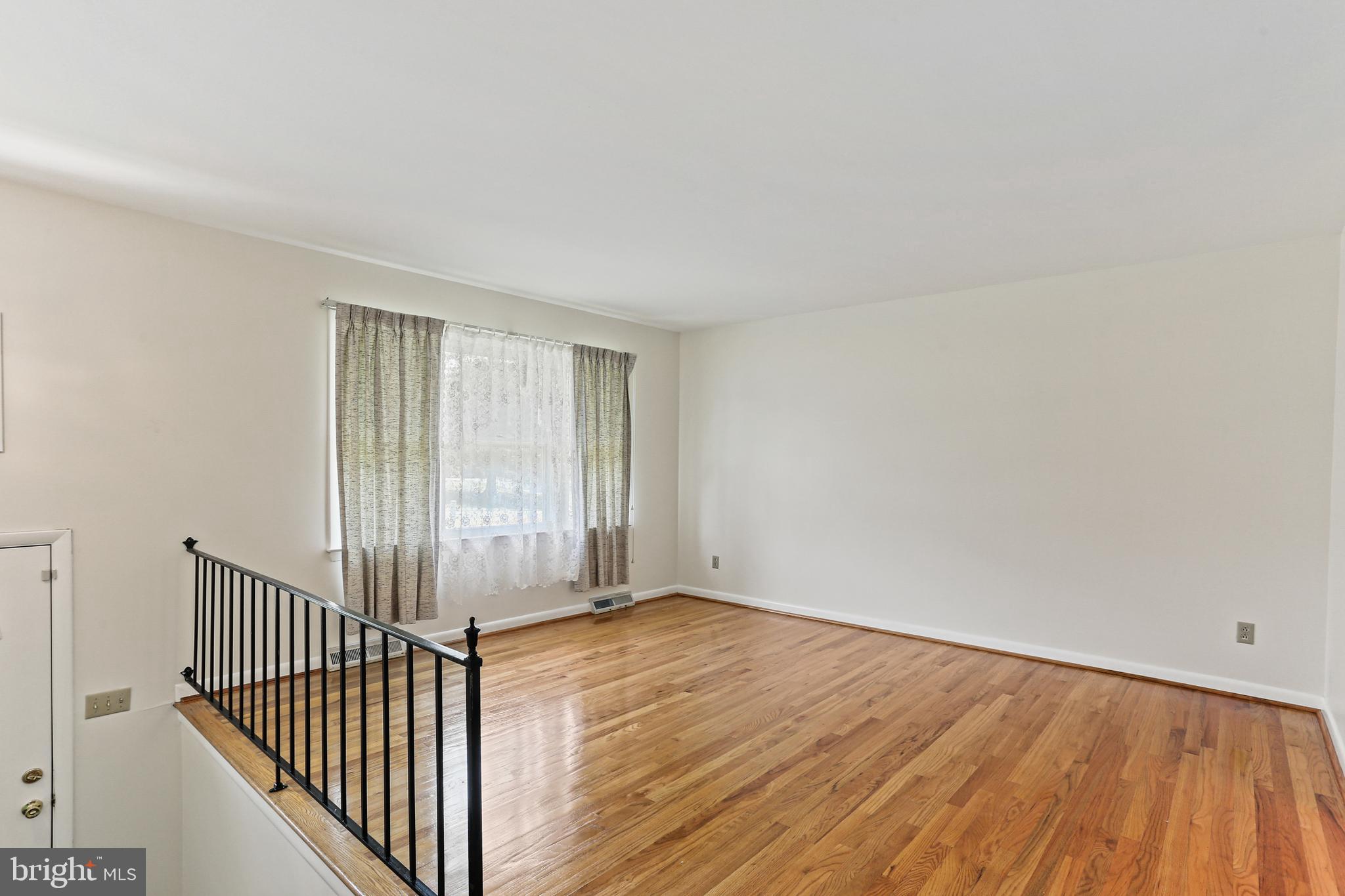 HAMMOND VILLAGE - Residential Lease