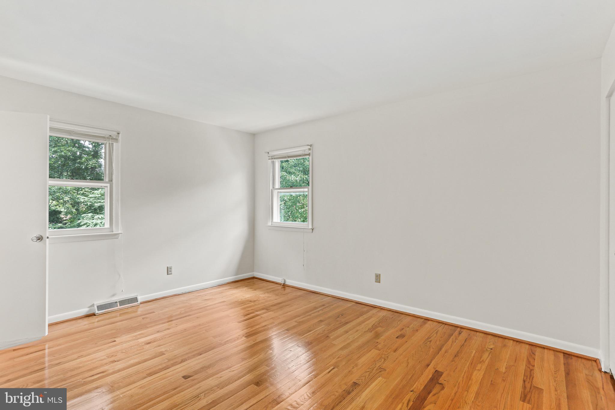 HAMMOND VILLAGE - Residential Lease