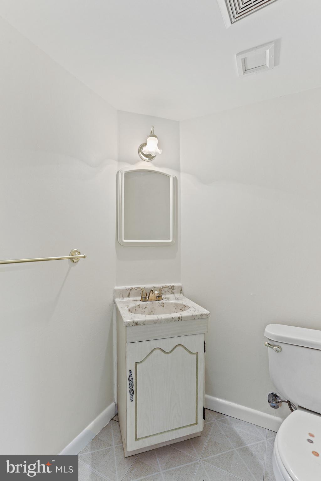 HAMMOND VILLAGE - Residential Lease