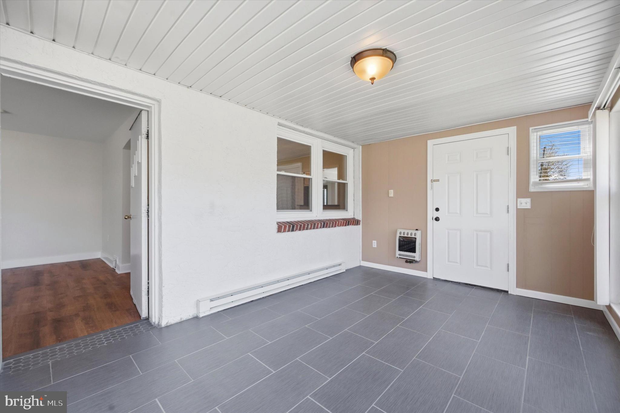 MILMONT PARK - Residential