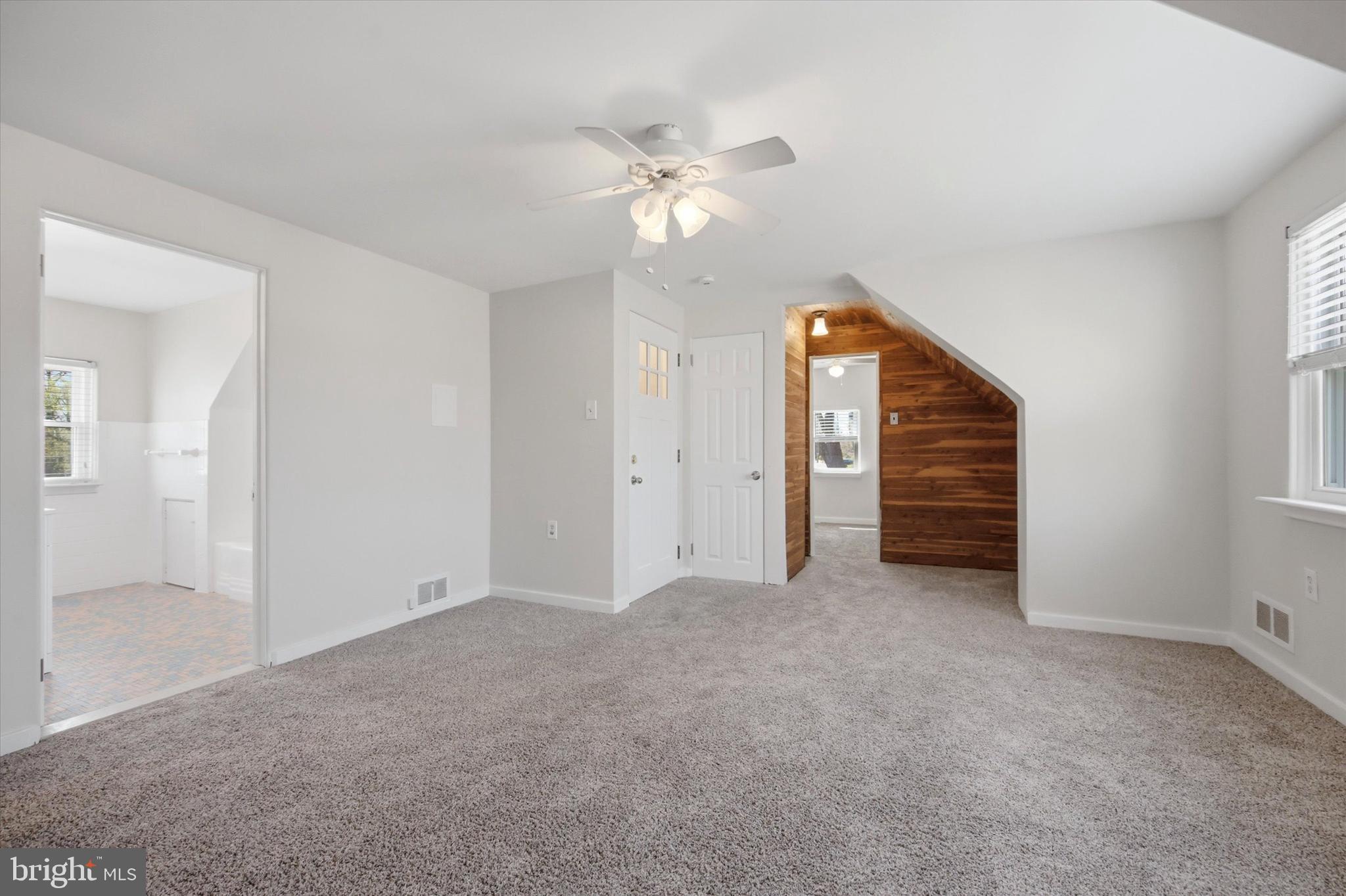 MILMONT PARK - Residential