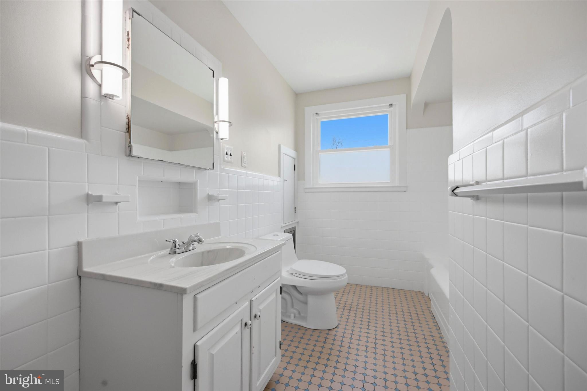 MILMONT PARK - Residential