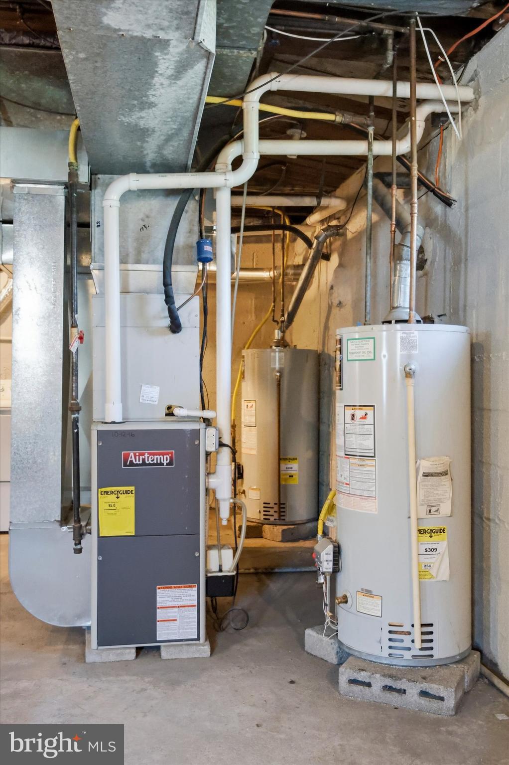 MILMONT PARK - Residential