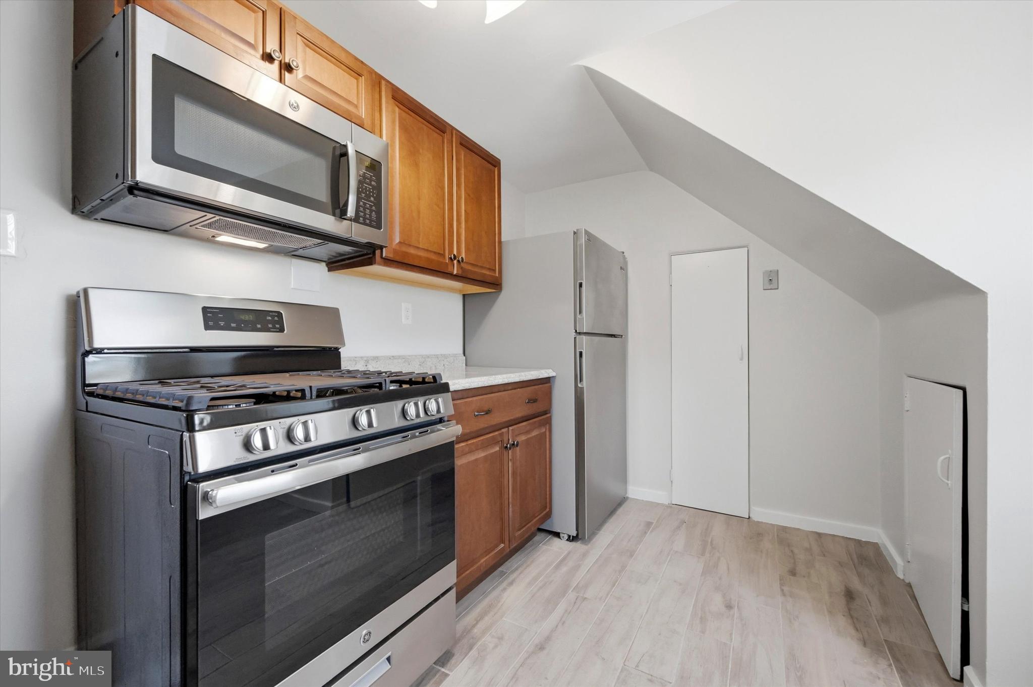 MILMONT PARK - Residential