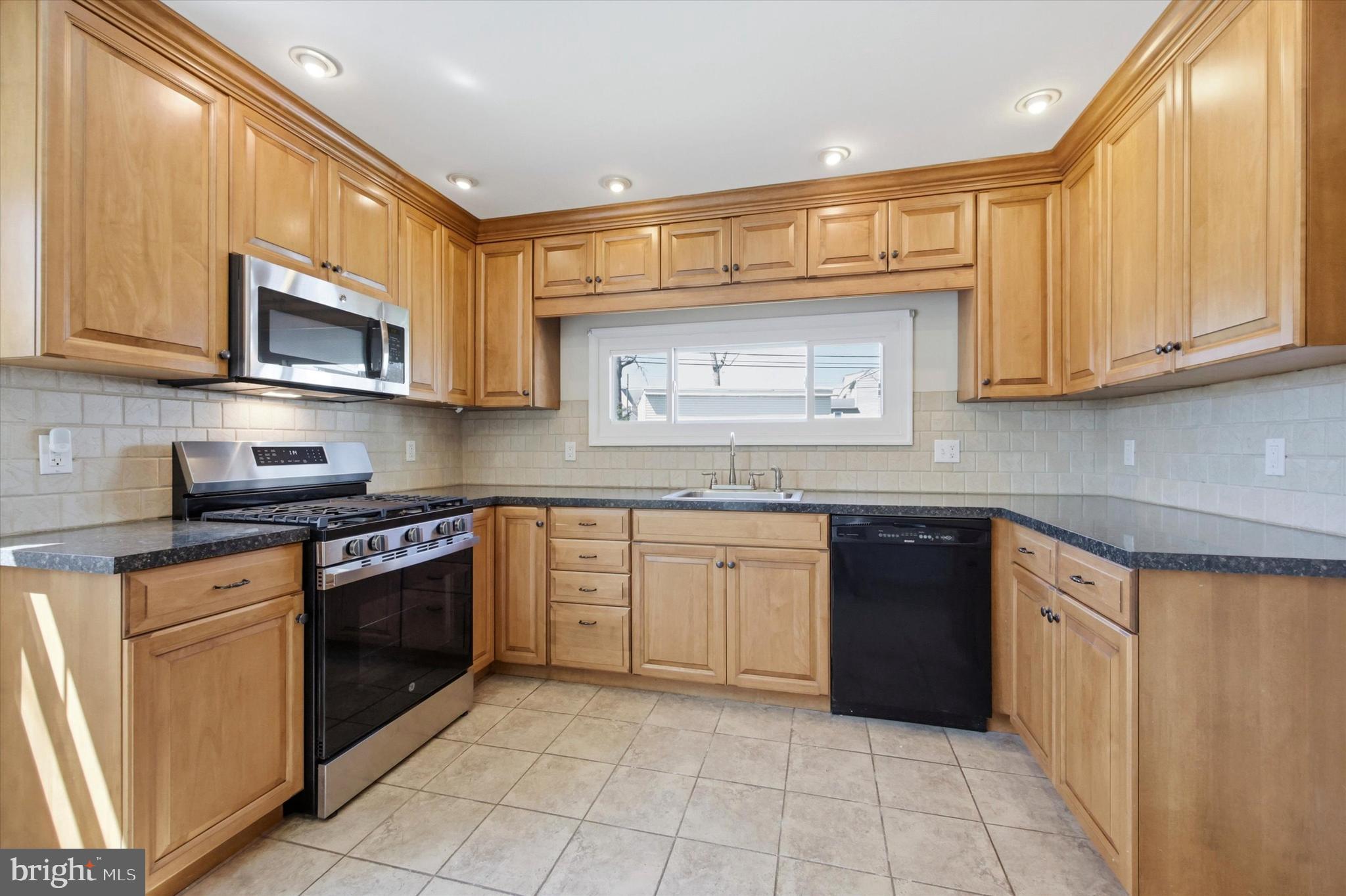 MILMONT PARK - Residential