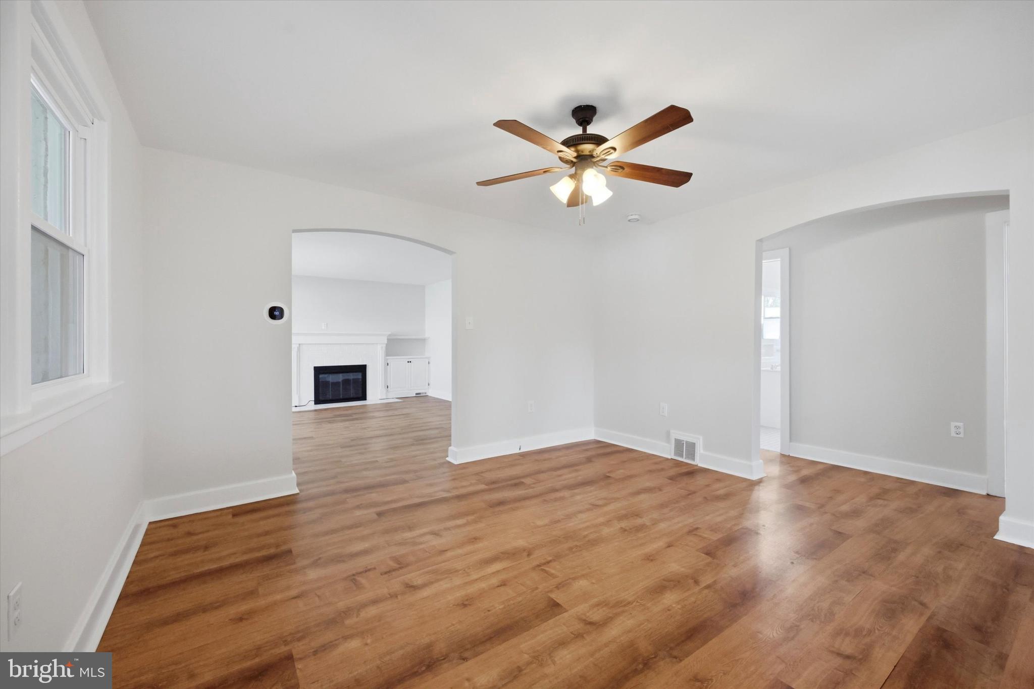 MILMONT PARK - Residential