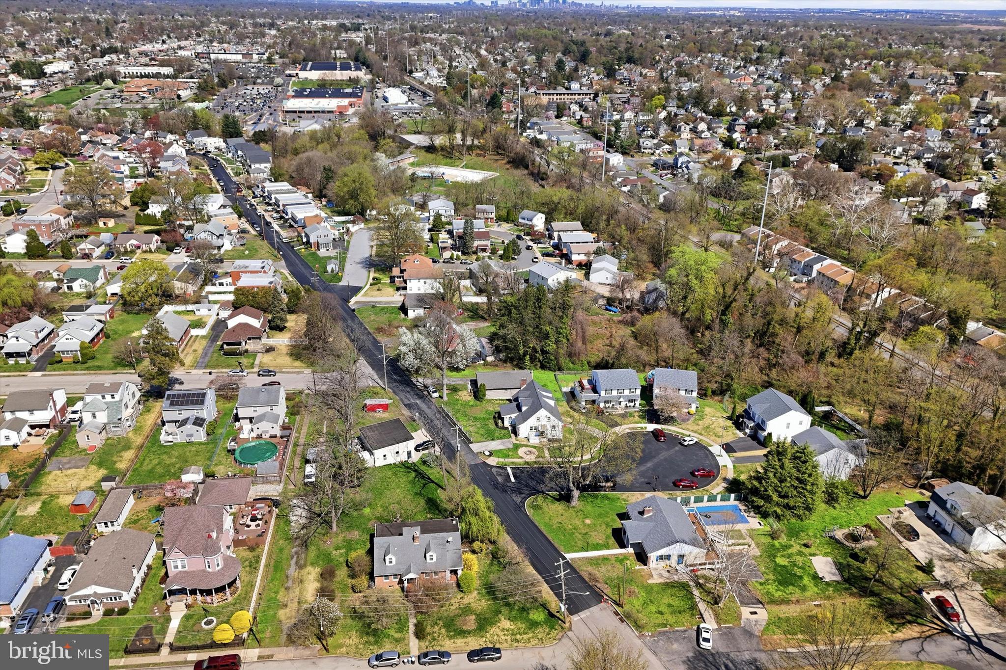 MILMONT PARK - Residential