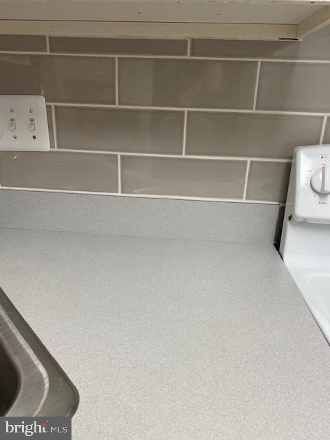 WINIFRED MANOR - Residential