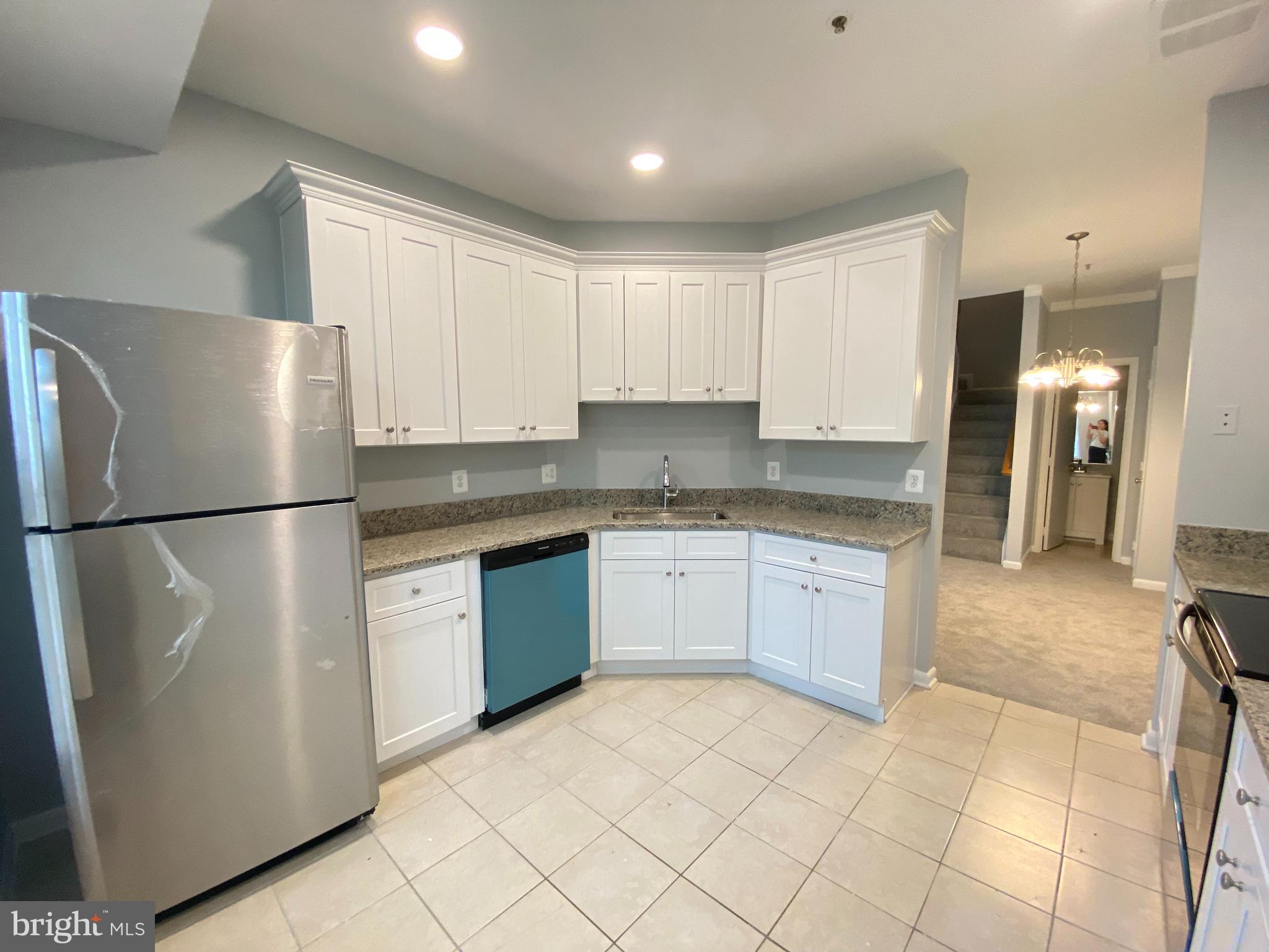 ODEND HAL - Residential Lease