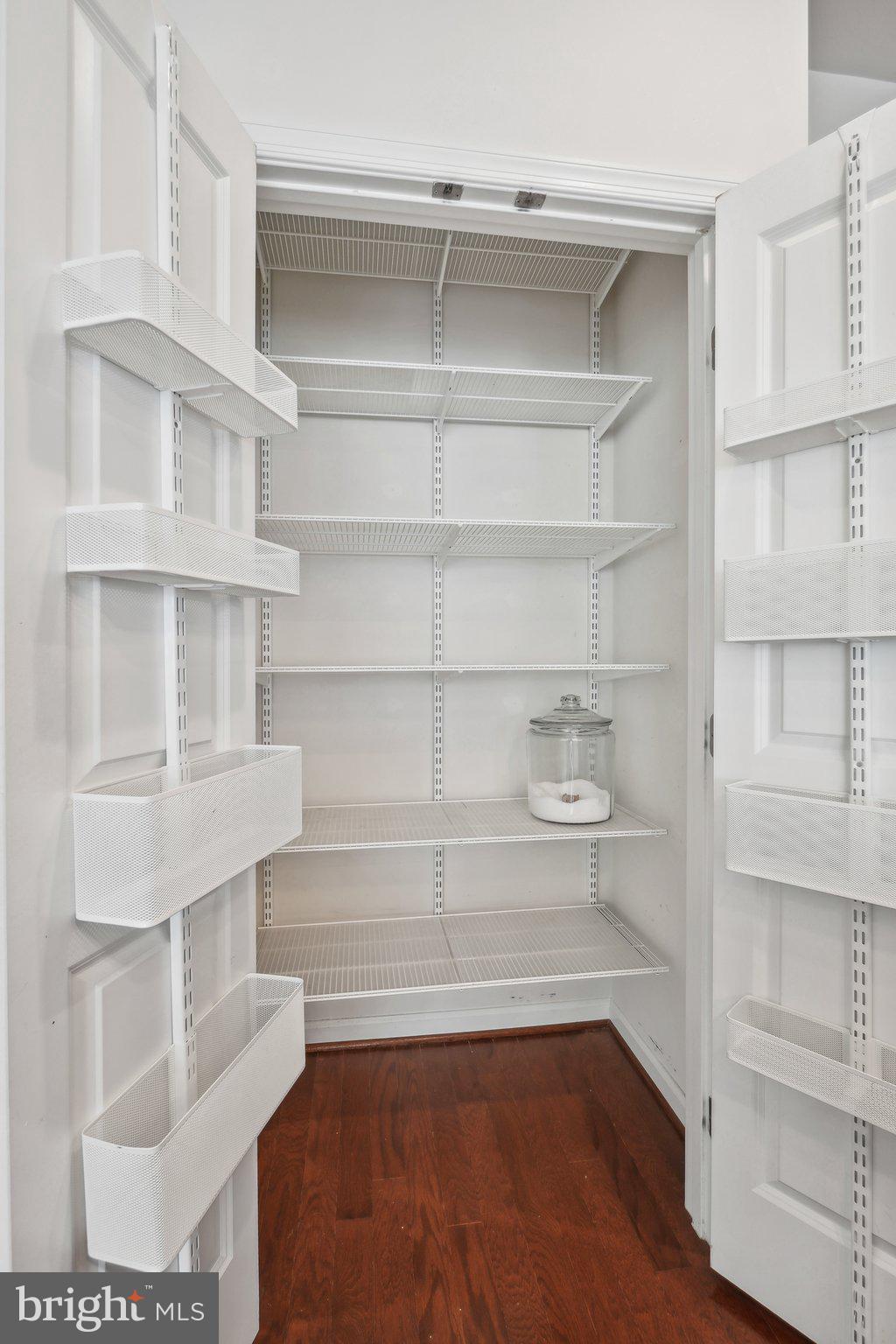 GREENBELT STATION - Residential