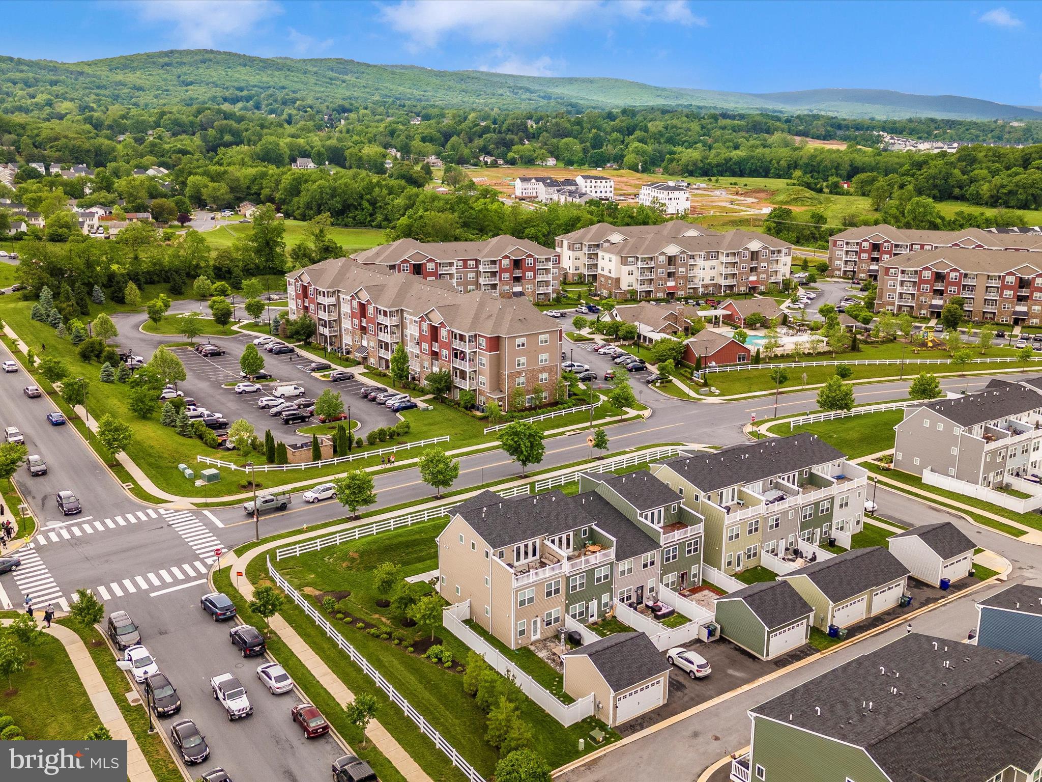 GAMBRILL VIEW - Residential