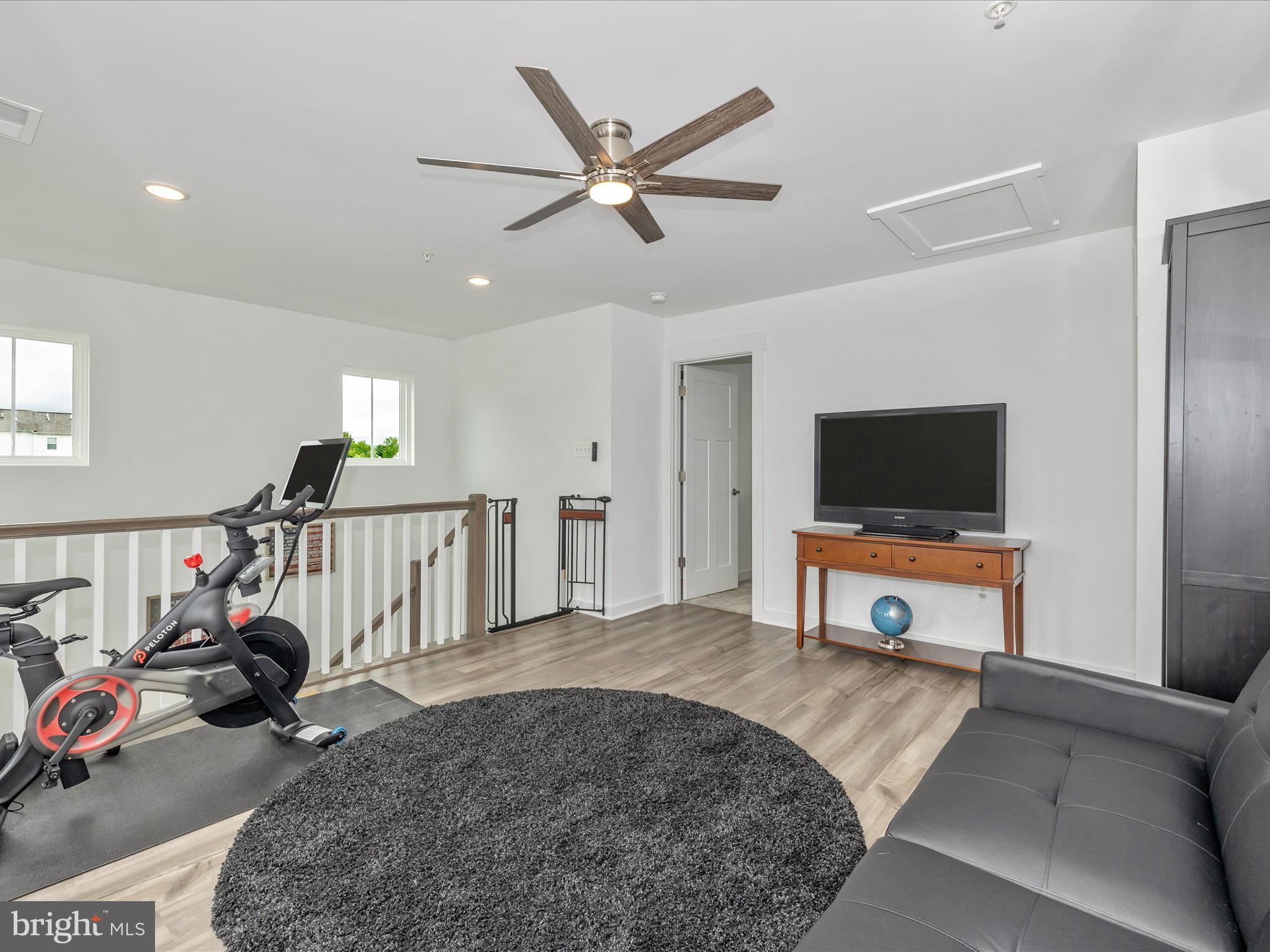 GAMBRILL VIEW - Residential