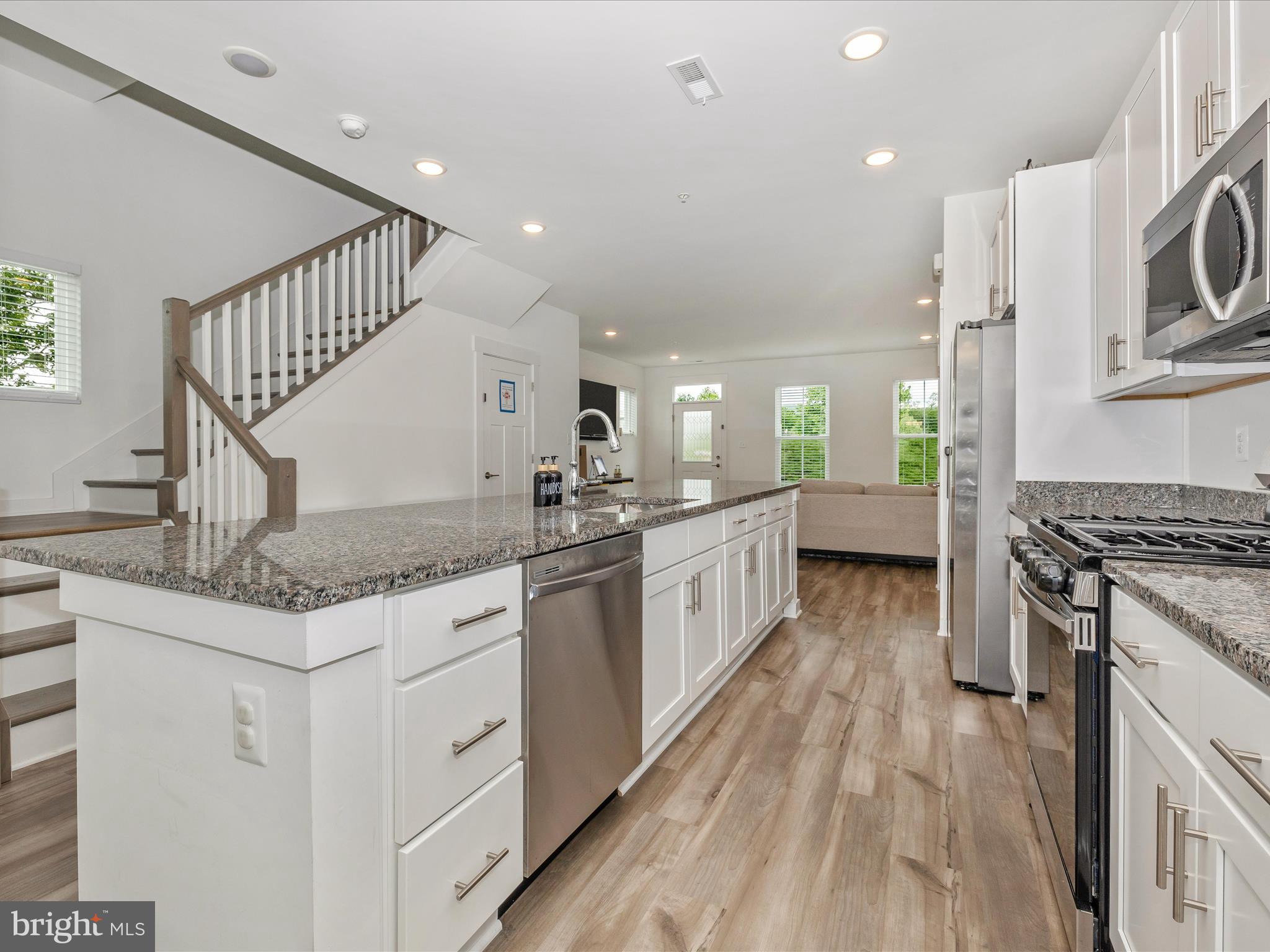 GAMBRILL VIEW - Residential