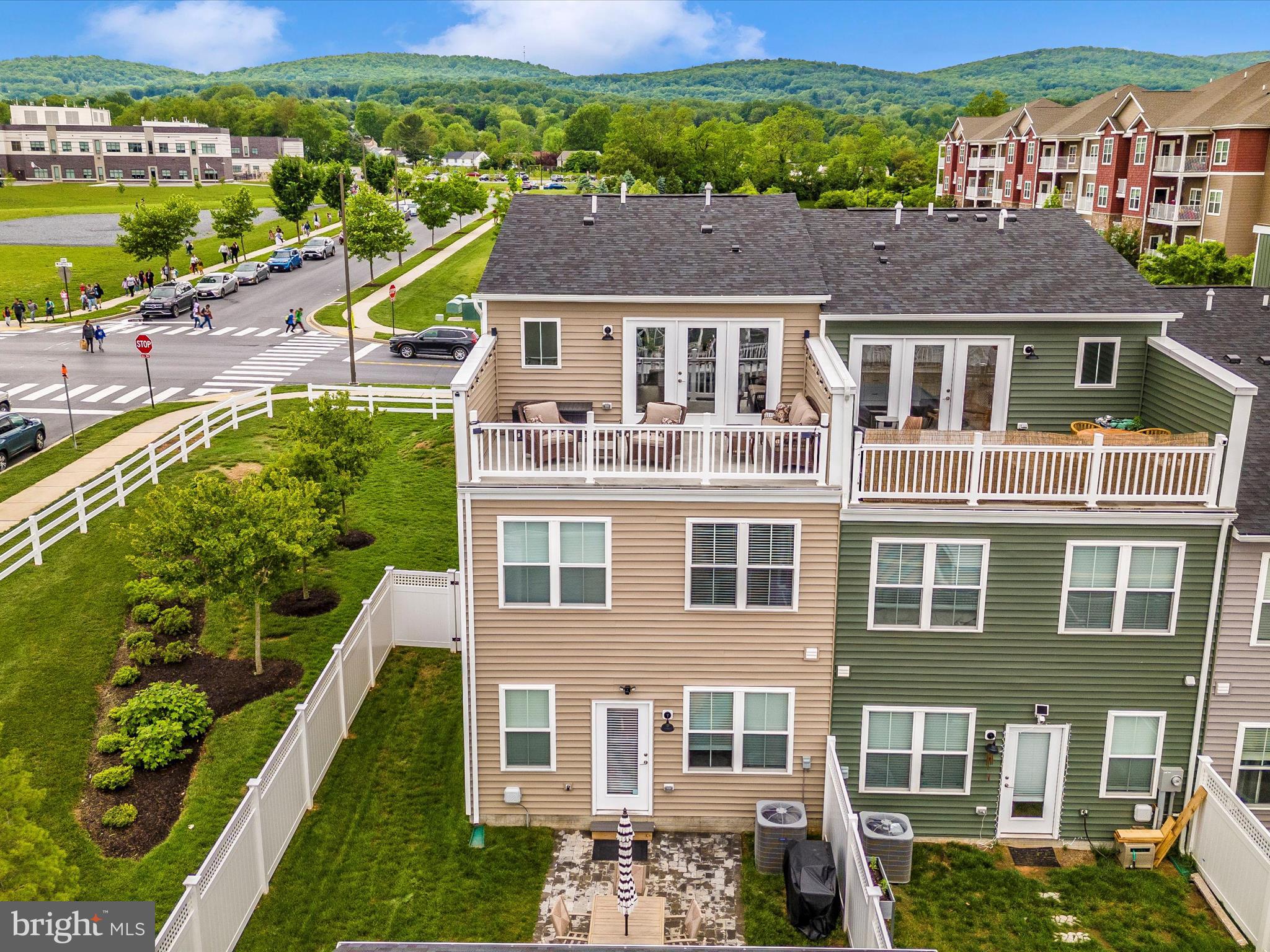 GAMBRILL VIEW - Residential