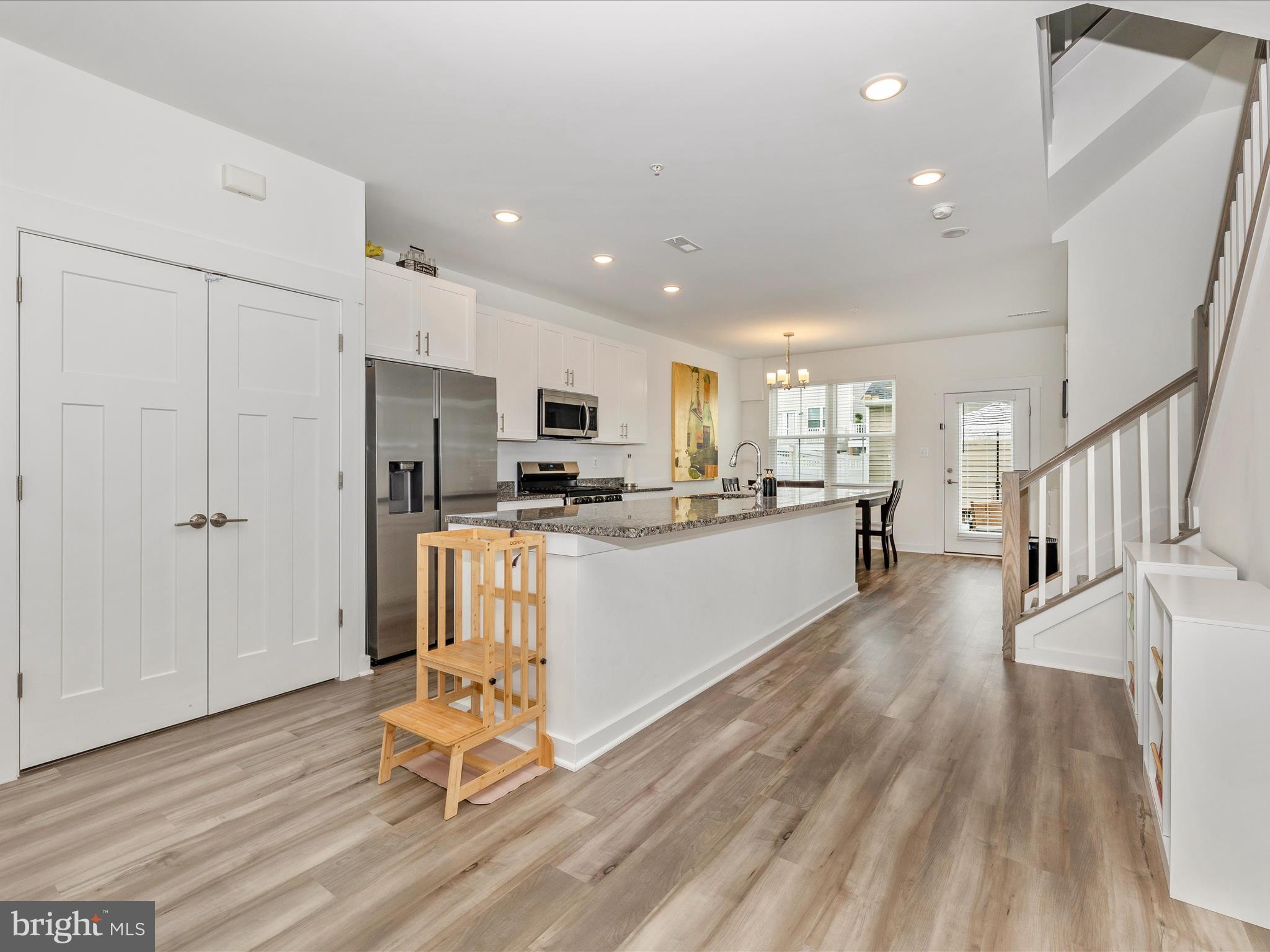 GAMBRILL VIEW - Residential