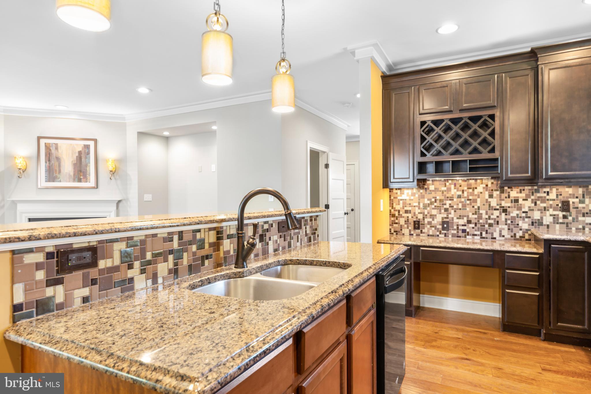 LADYSMITH VILLAGE - Residential