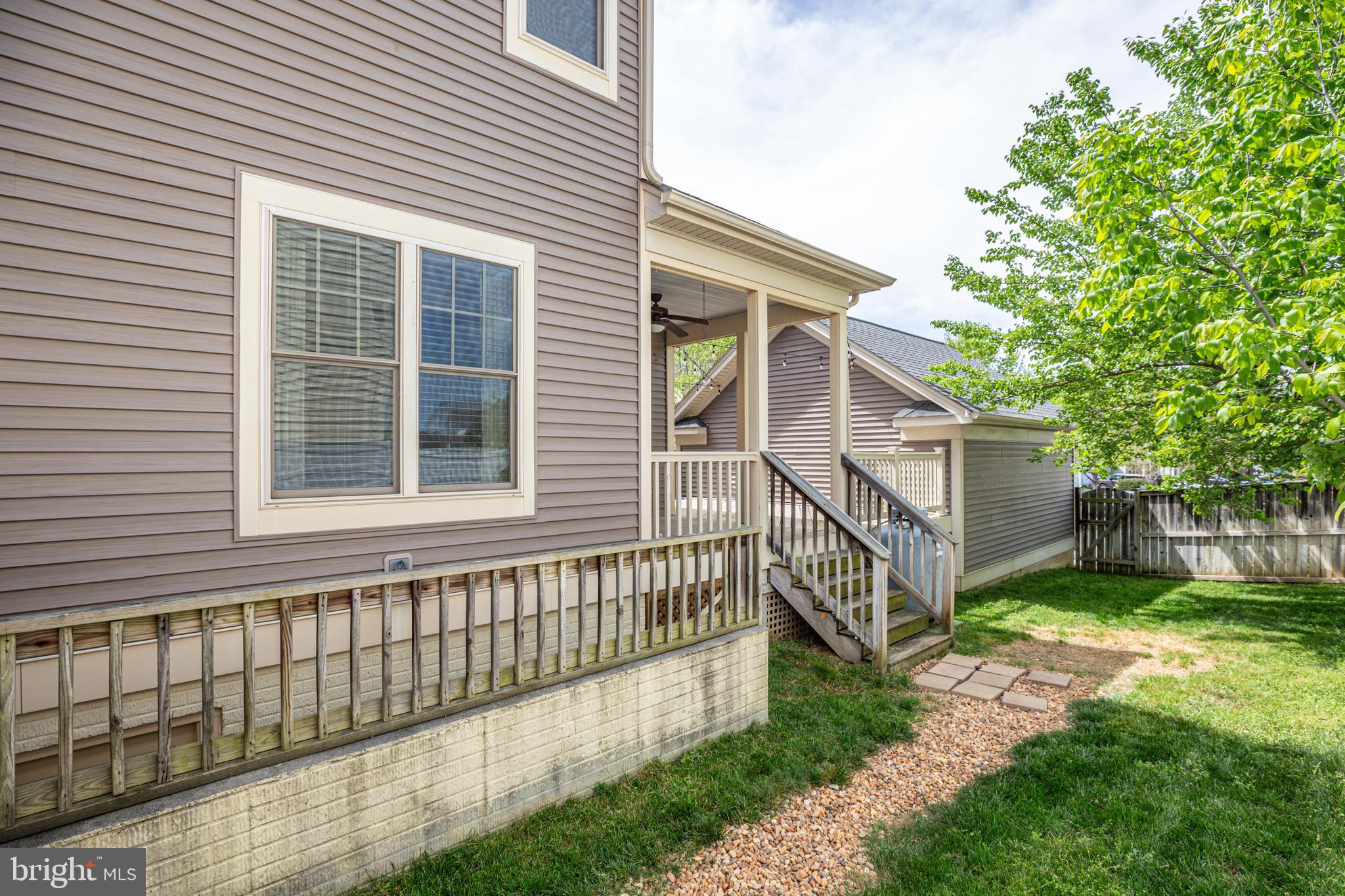 LADYSMITH VILLAGE - Residential