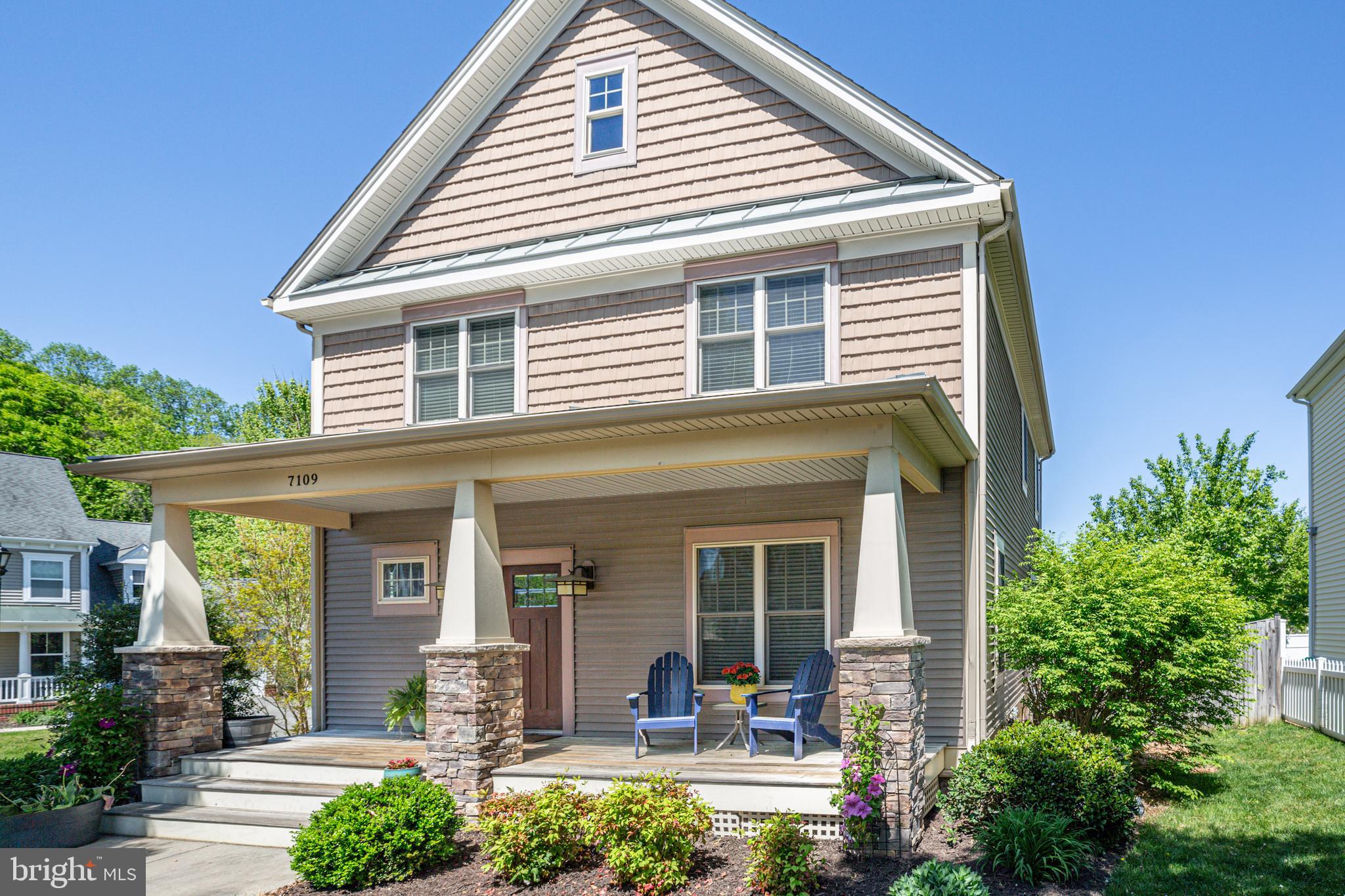 LADYSMITH VILLAGE - Residential