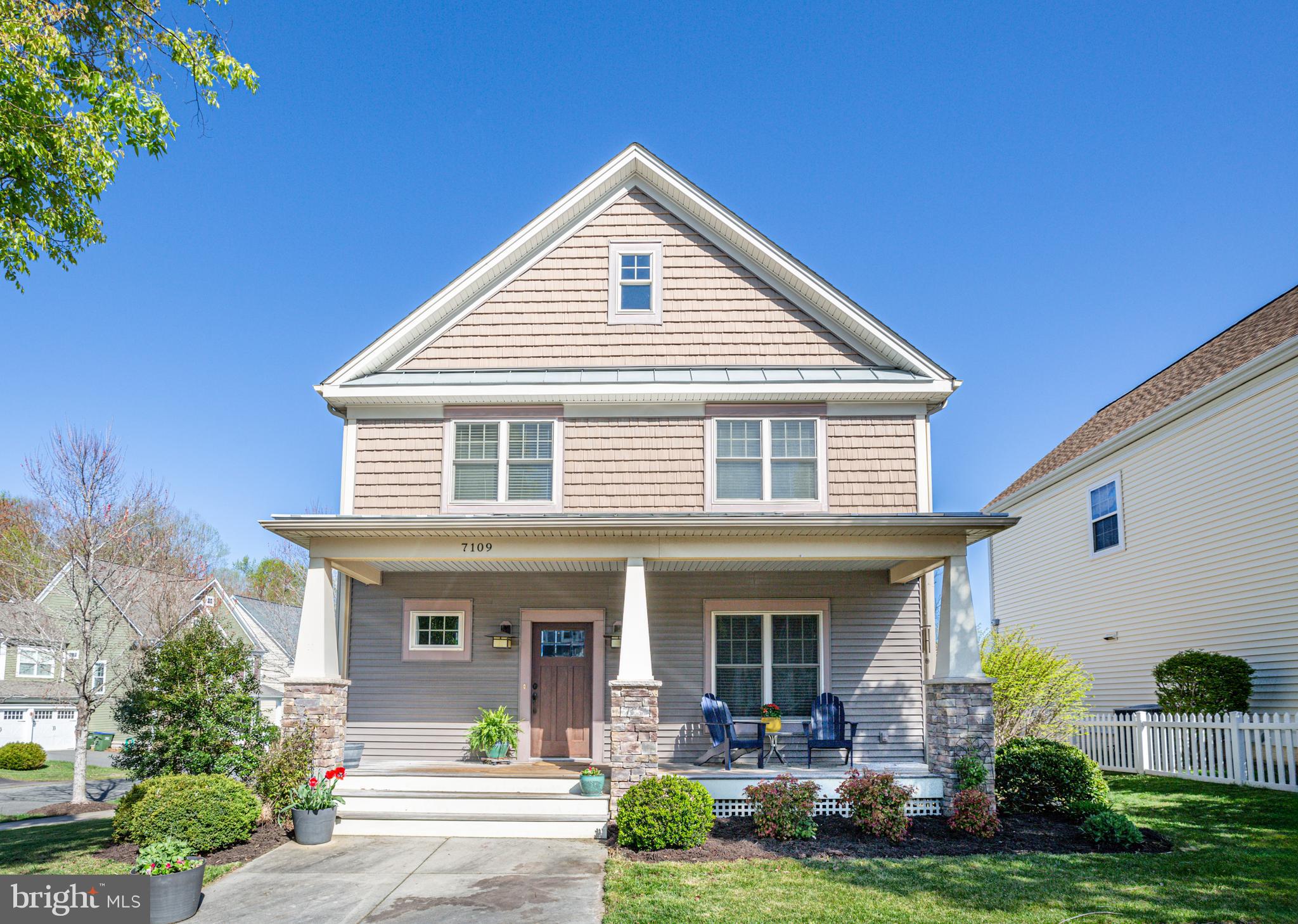 LADYSMITH VILLAGE - Residential