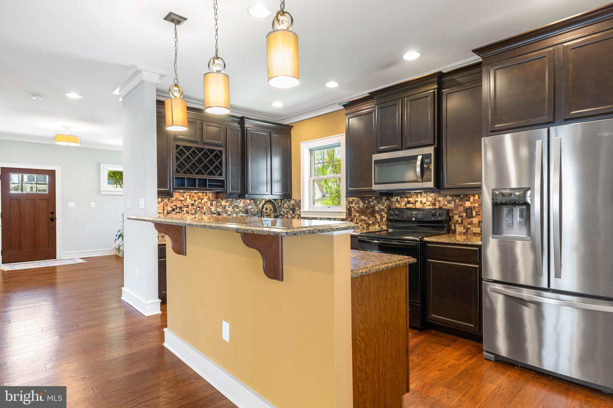 LADYSMITH VILLAGE - Residential