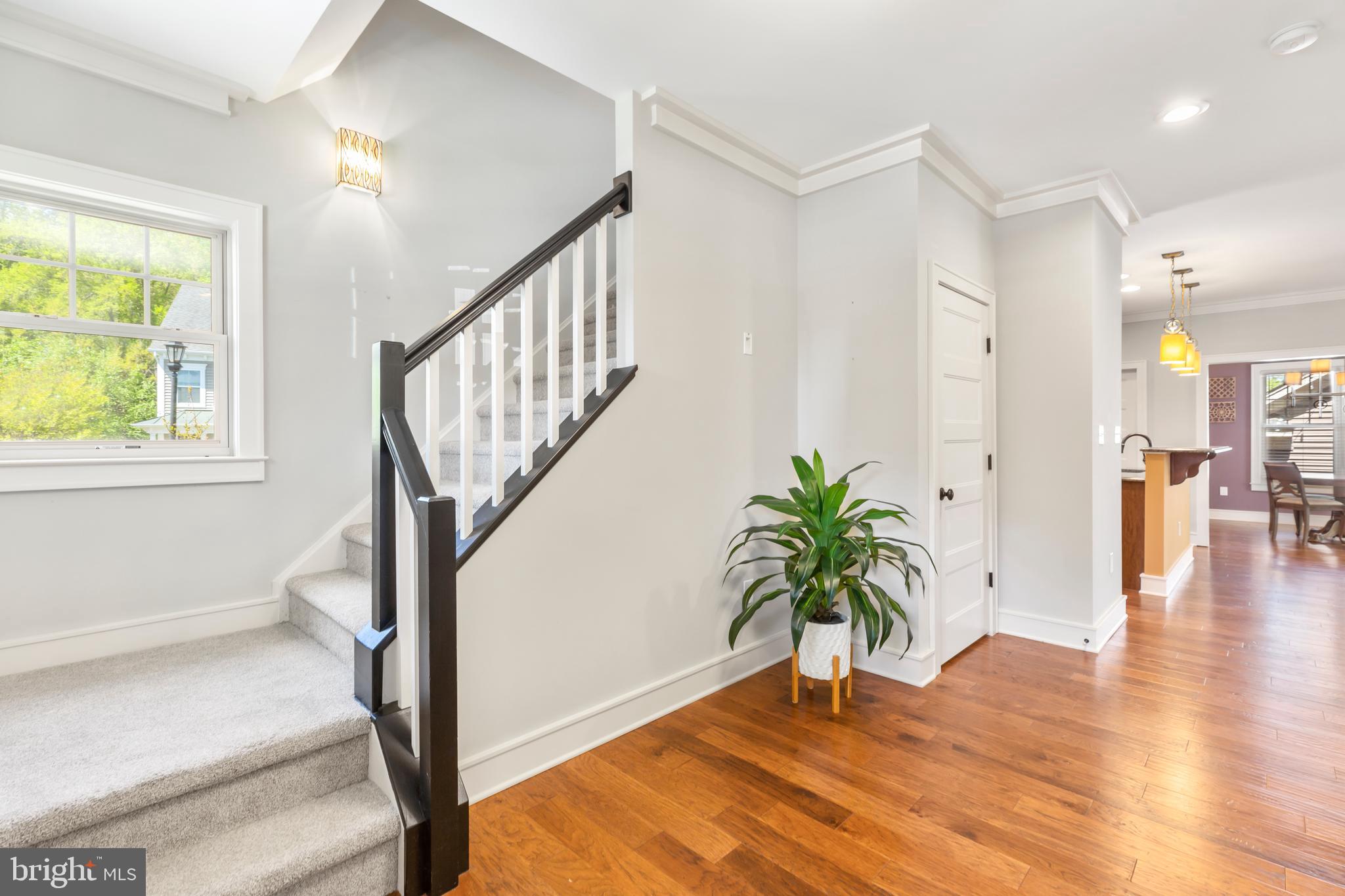 LADYSMITH VILLAGE - Residential