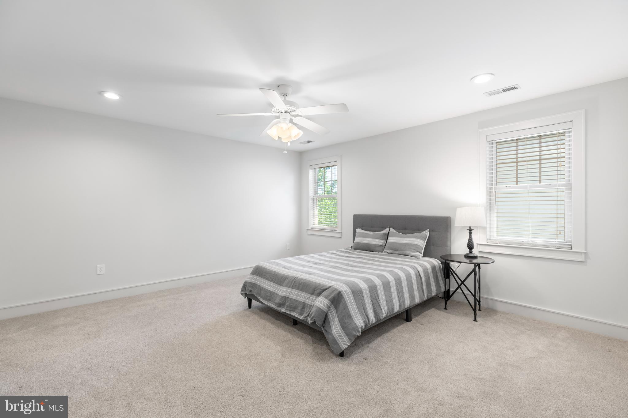 LADYSMITH VILLAGE - Residential