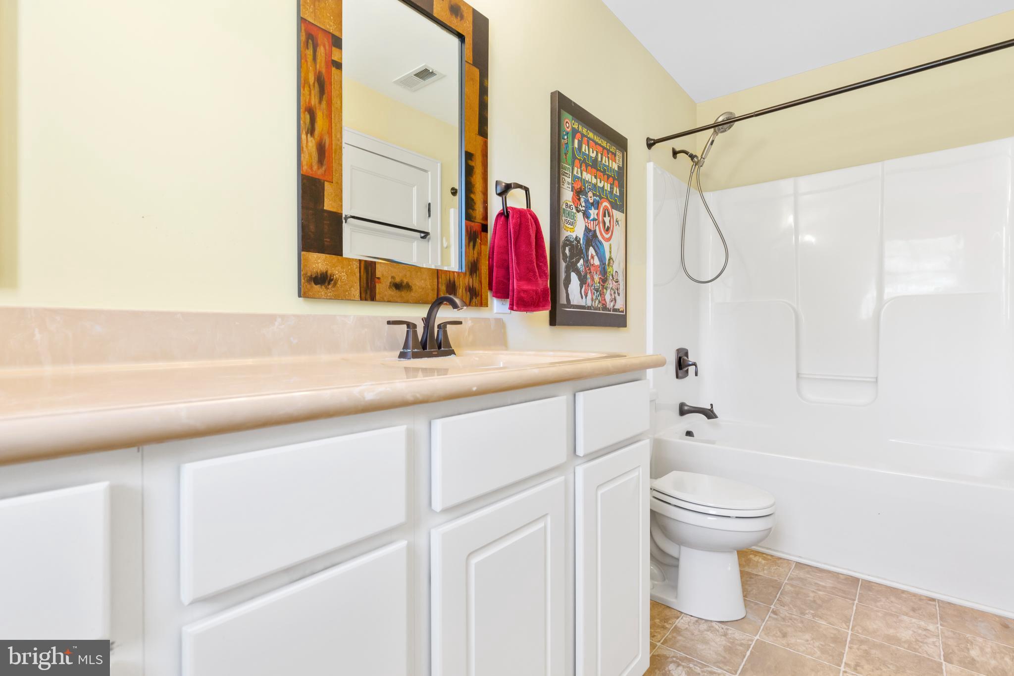 LADYSMITH VILLAGE - Residential