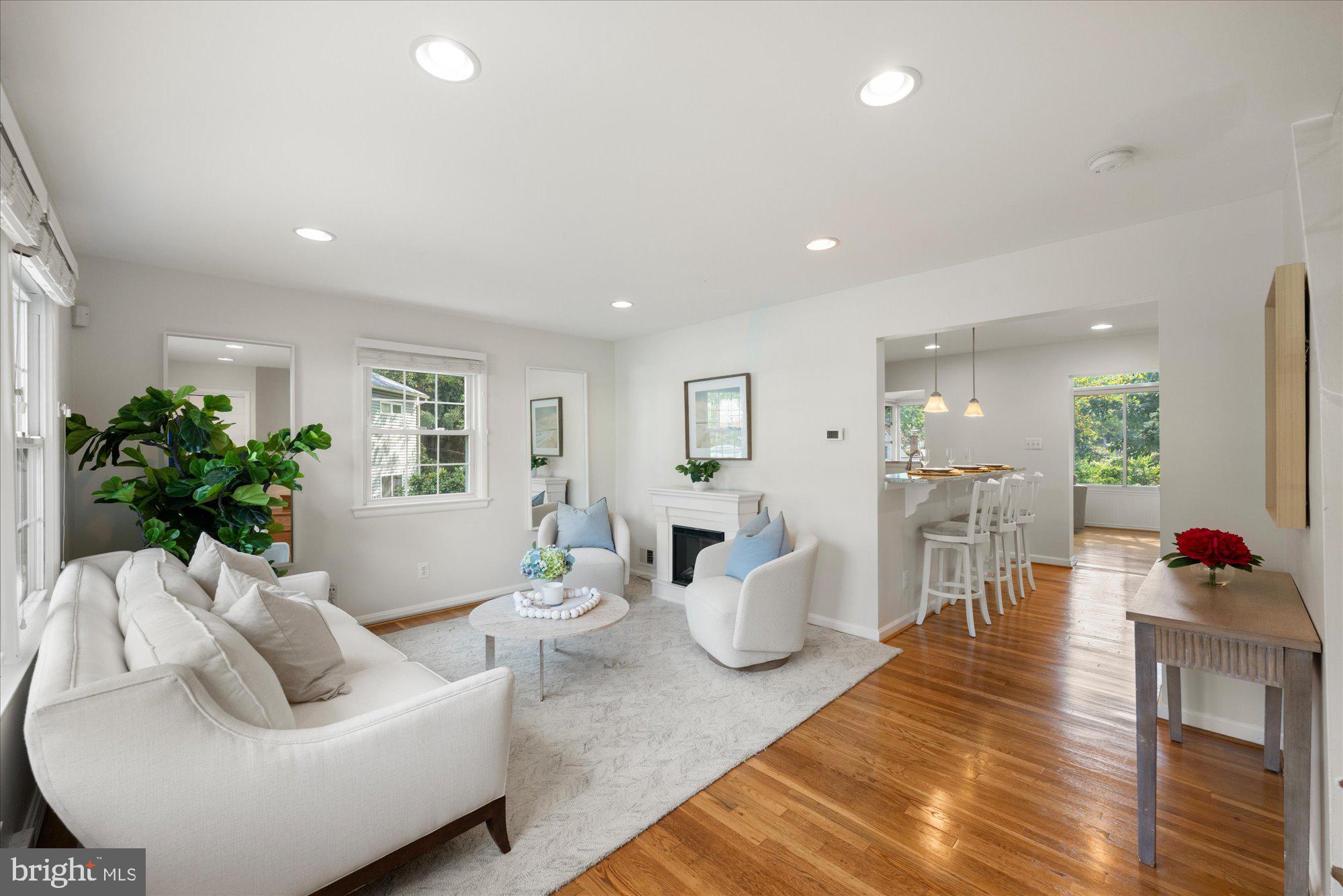 ROCK CREEK PALISADES - Residential