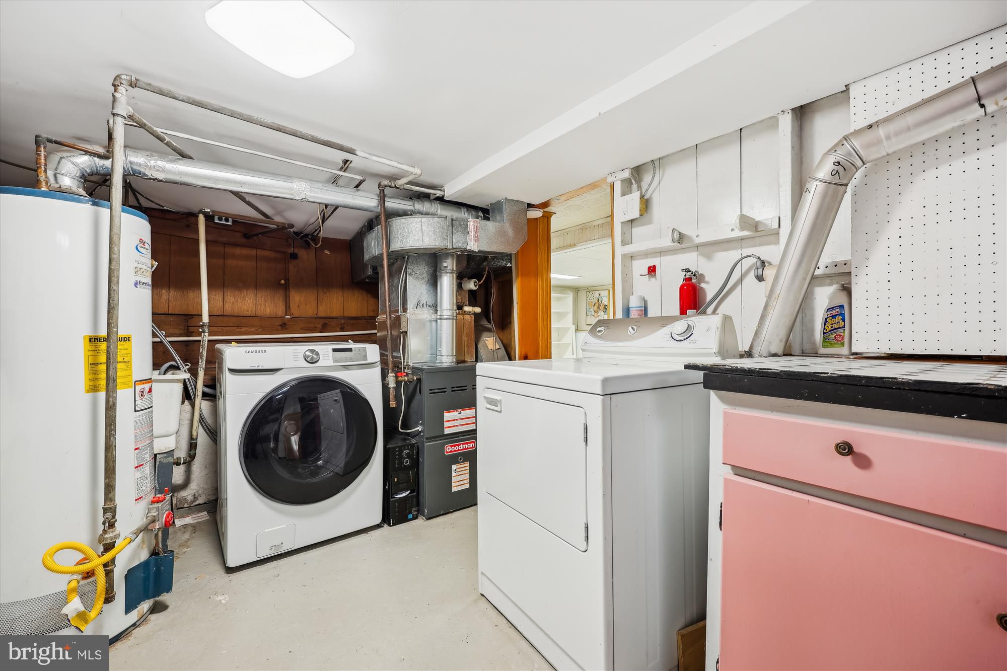 ROCKCREST - Residential