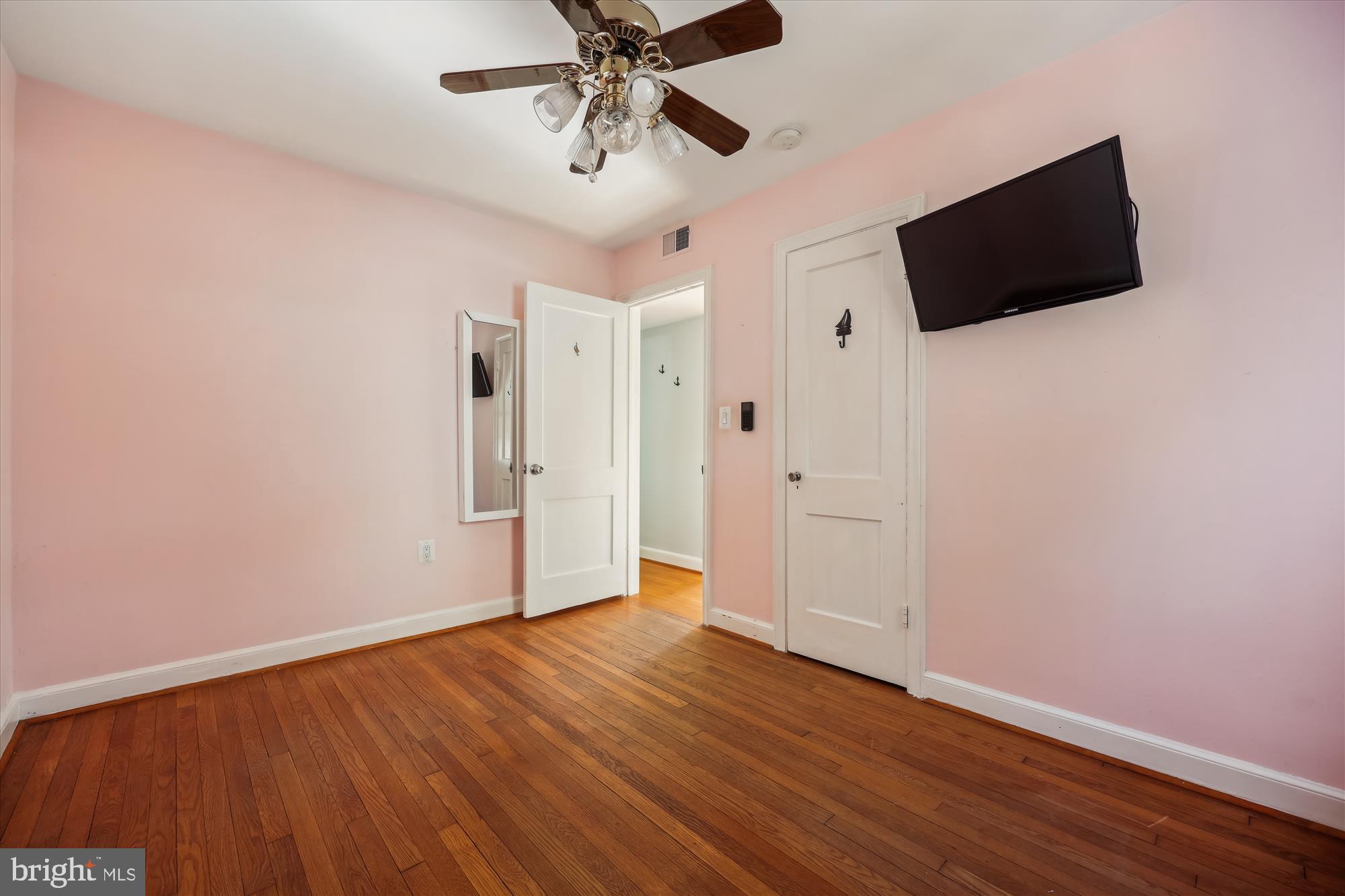 ROCKCREST - Residential