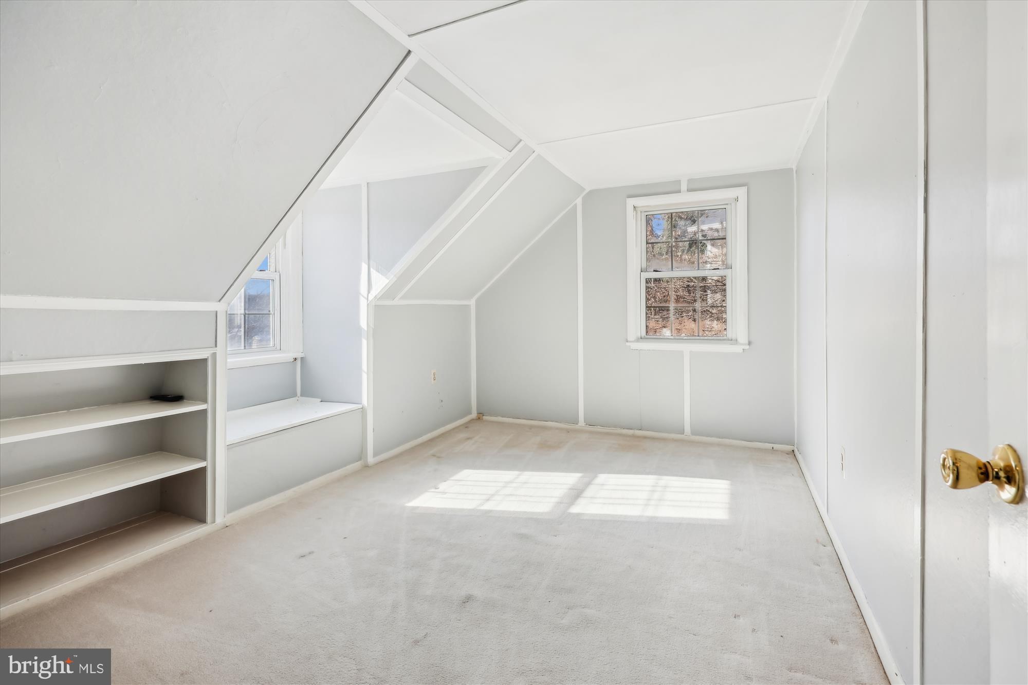 ROCKCREST - Residential