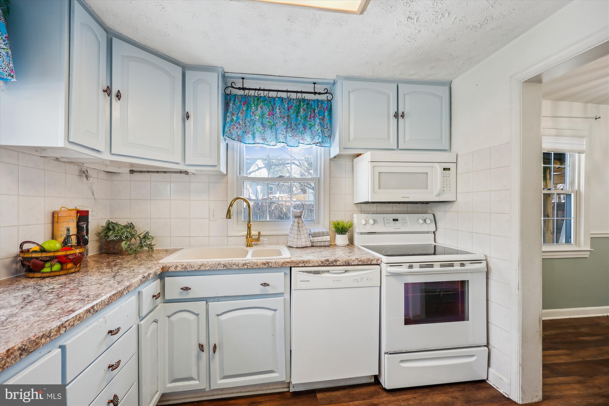 ROCKCREST - Residential