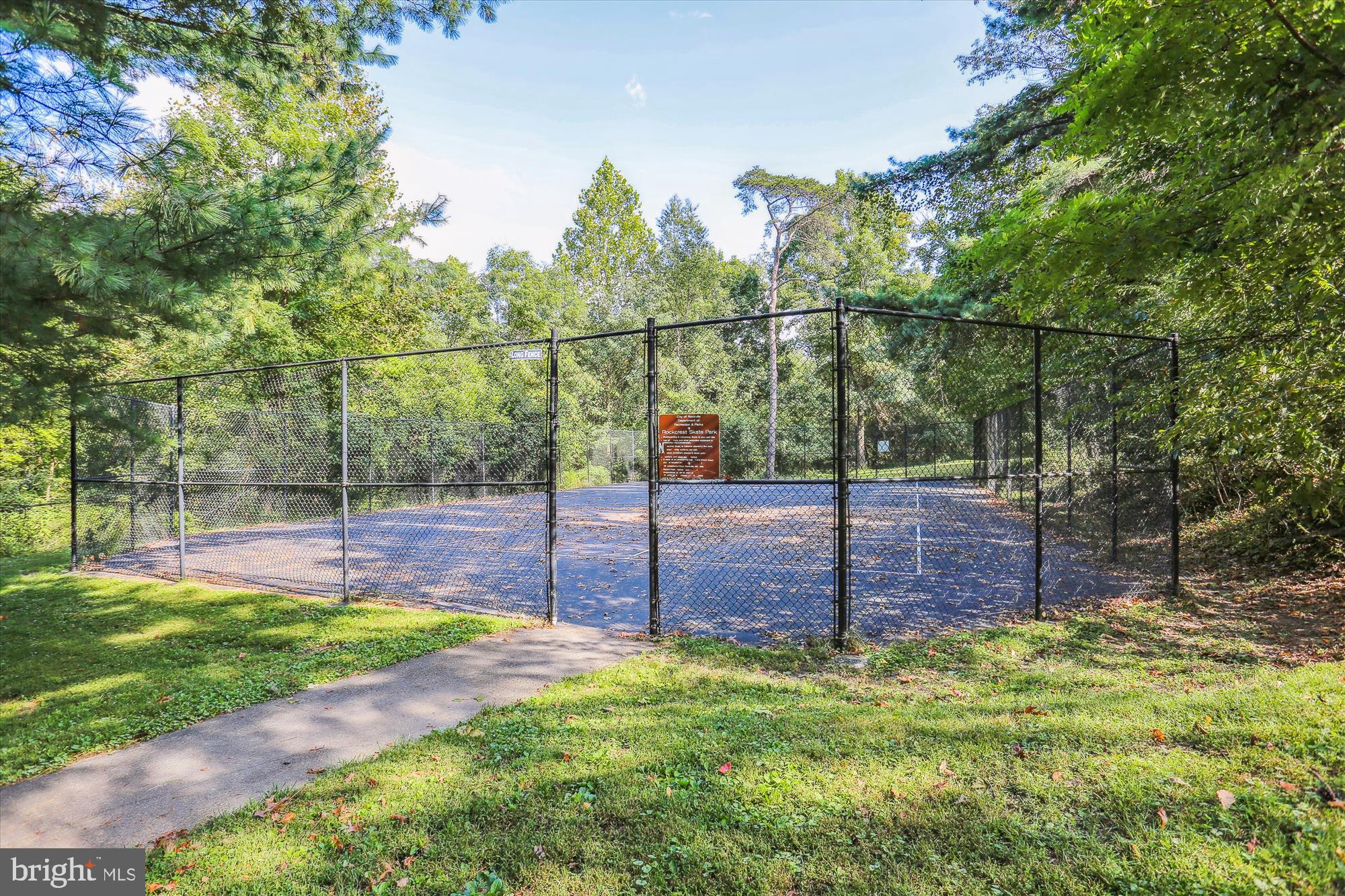 ROCKCREST - Residential