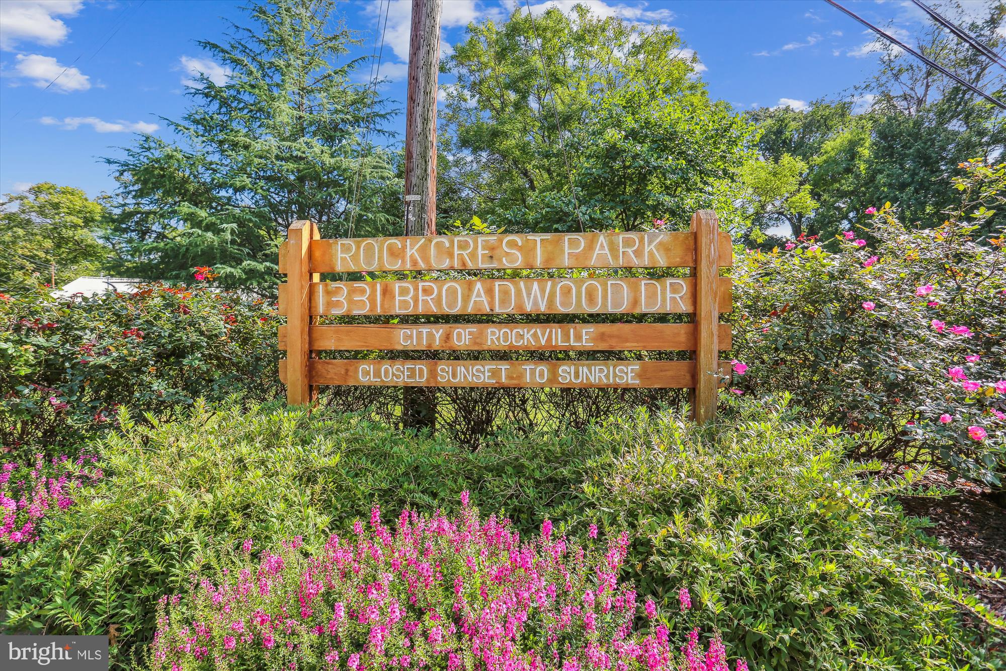 ROCKCREST - Residential