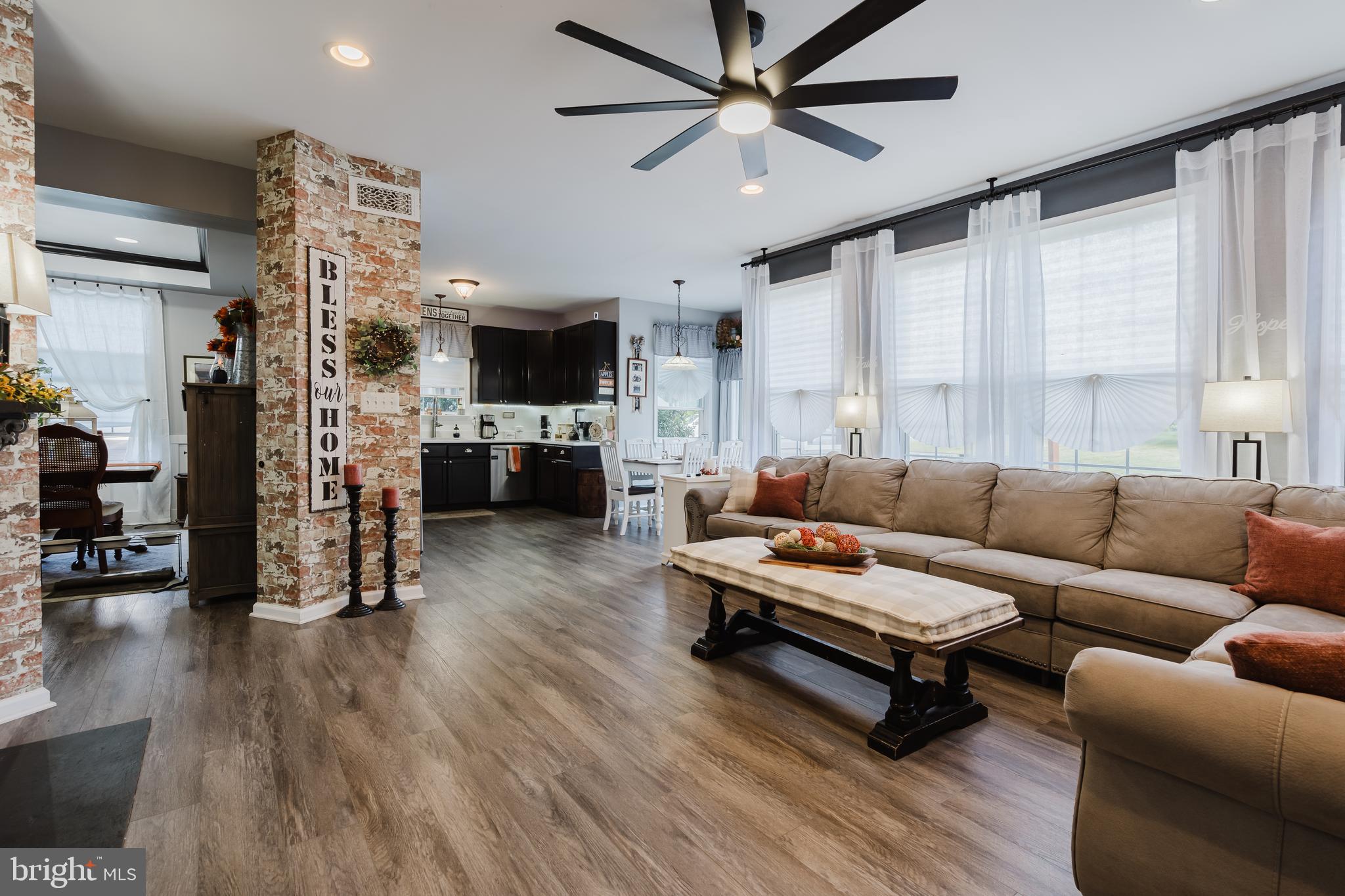 BRENNAN ESTATES - Residential