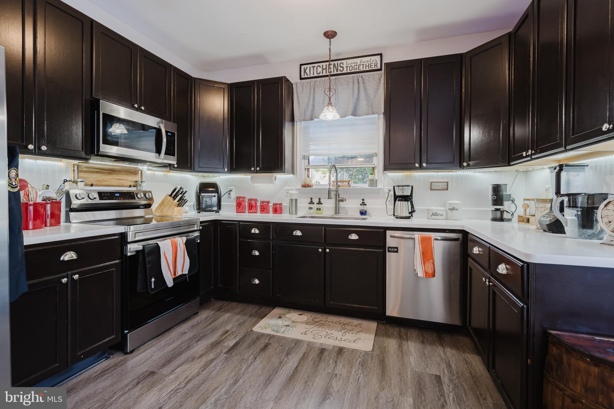 BRENNAN ESTATES - Residential