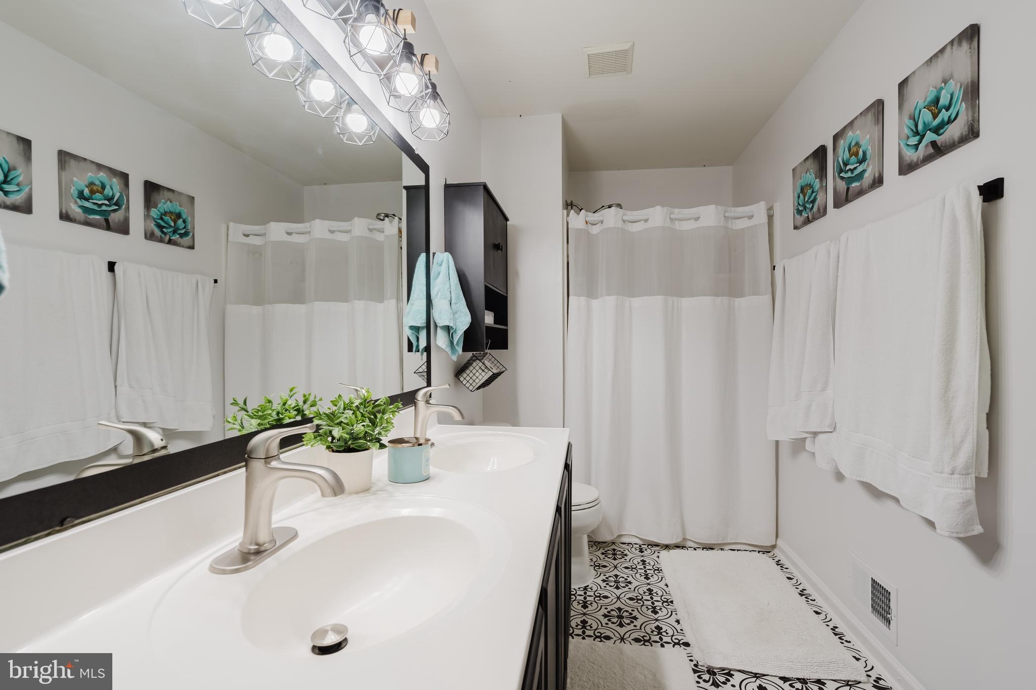 BRENNAN ESTATES - Residential